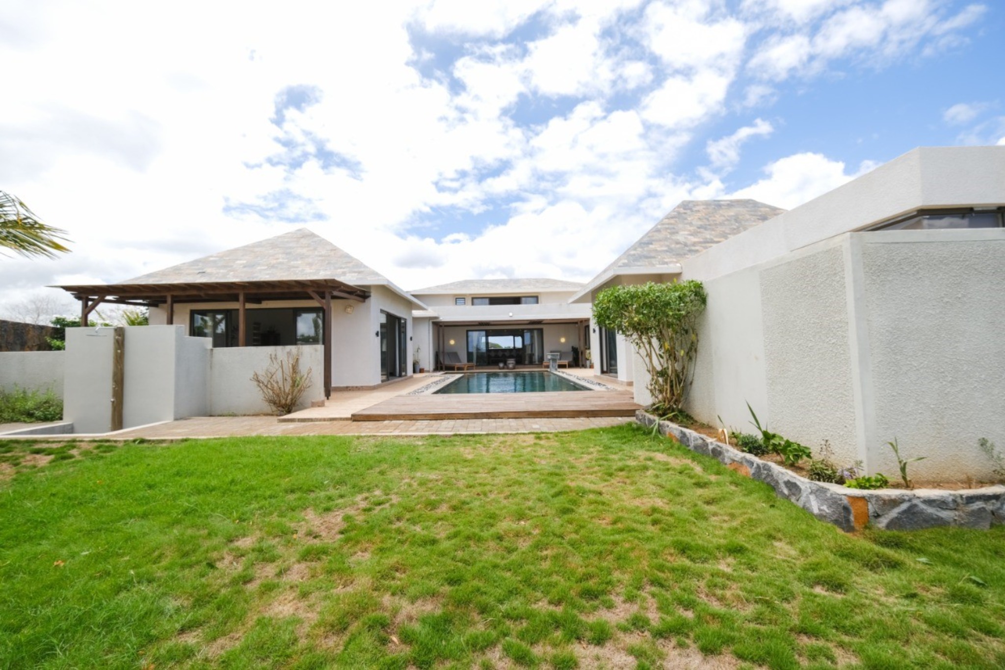 House / Villa of 4 bedrooms for rent in Balaclava, north, Mauritius – LexpressProperty.com | 487704 | Ref01