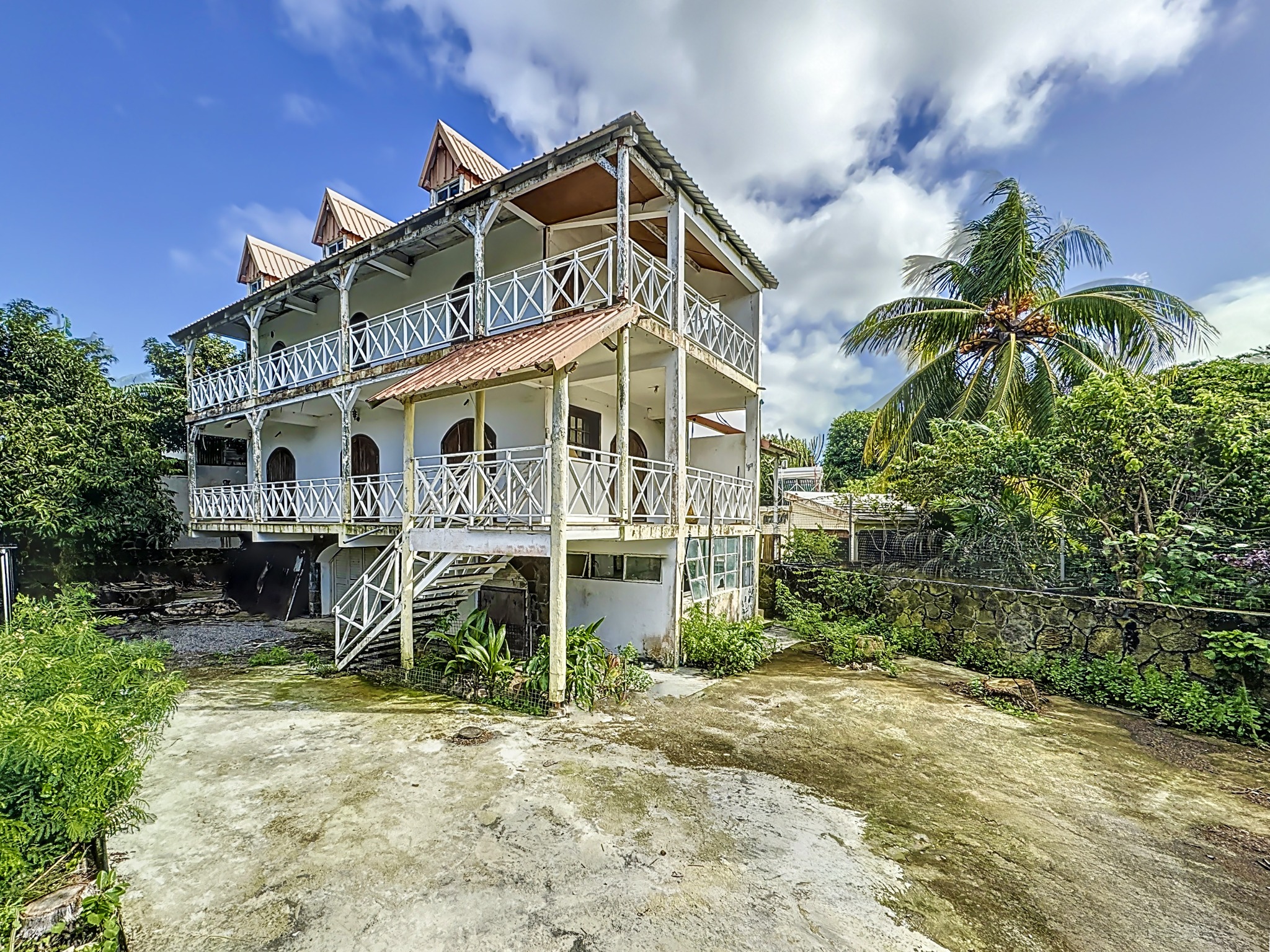 Maison / Villa 4 Chambre(s) en vente à Pointe aux Canonniers, nord, île Maurice – LexpressProperty.com | 508672 | Ref01