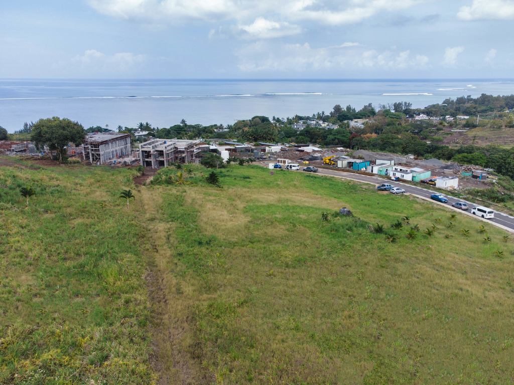 Residential land of 2147 m2 for sale in Baie du Cap, south, Mauritius – LexpressProperty.com | 509638 | Ref01