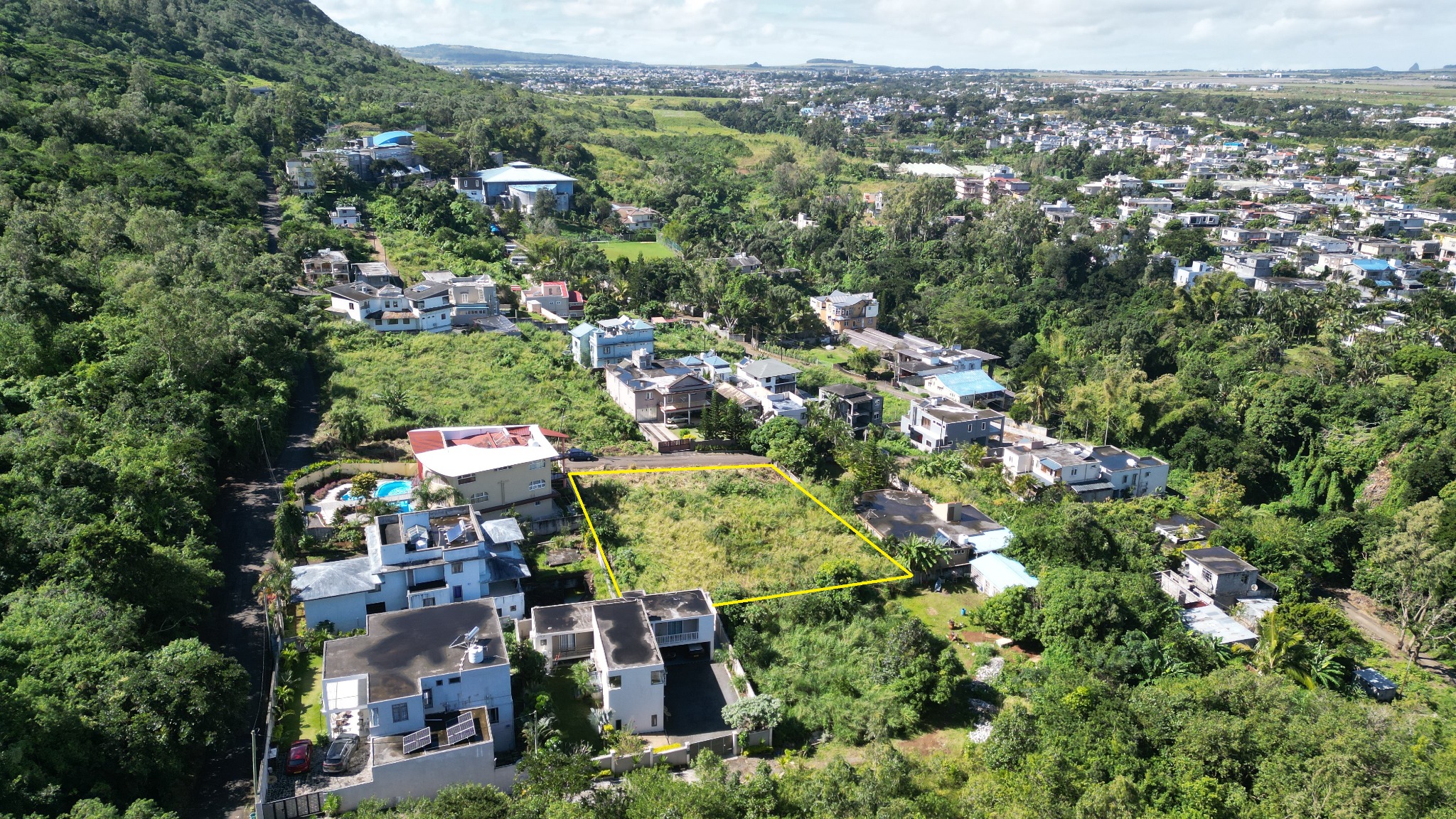 Residential land of 1610.84384 toise for sale in Moka, center, Mauritius – LexpressProperty.com | 510234 | Ref01