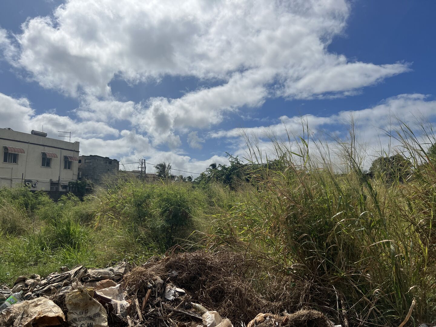Terrain résidentiel de 551 m2 en vente à Tombeau Bay, nord, île Maurice – LexpressProperty.com | 505819 | Ref01