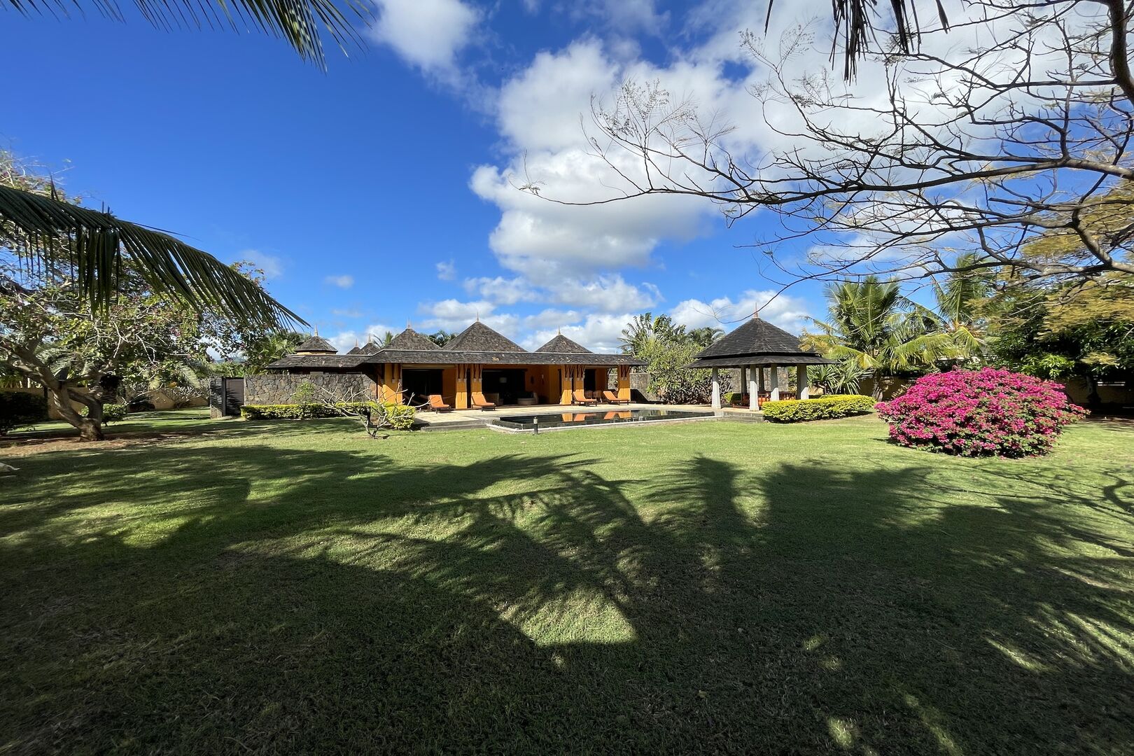 Maison / Villa 4 Chambre(s) en vente à Tamarin, ouest, île Maurice – LexpressProperty.com | 506074 | Ref01