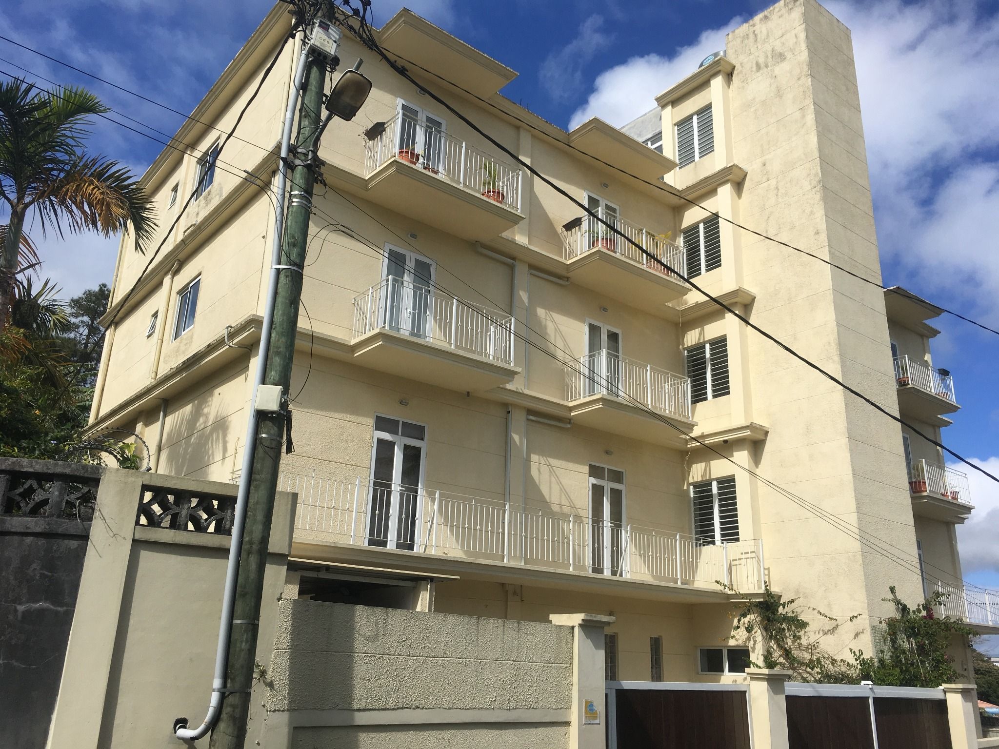 Complexe / Bâtiment résidentiel 21 Chambre(s) en vente à Curepipe, centre, île Maurice – LexpressProperty.com | 516791 | Ref01