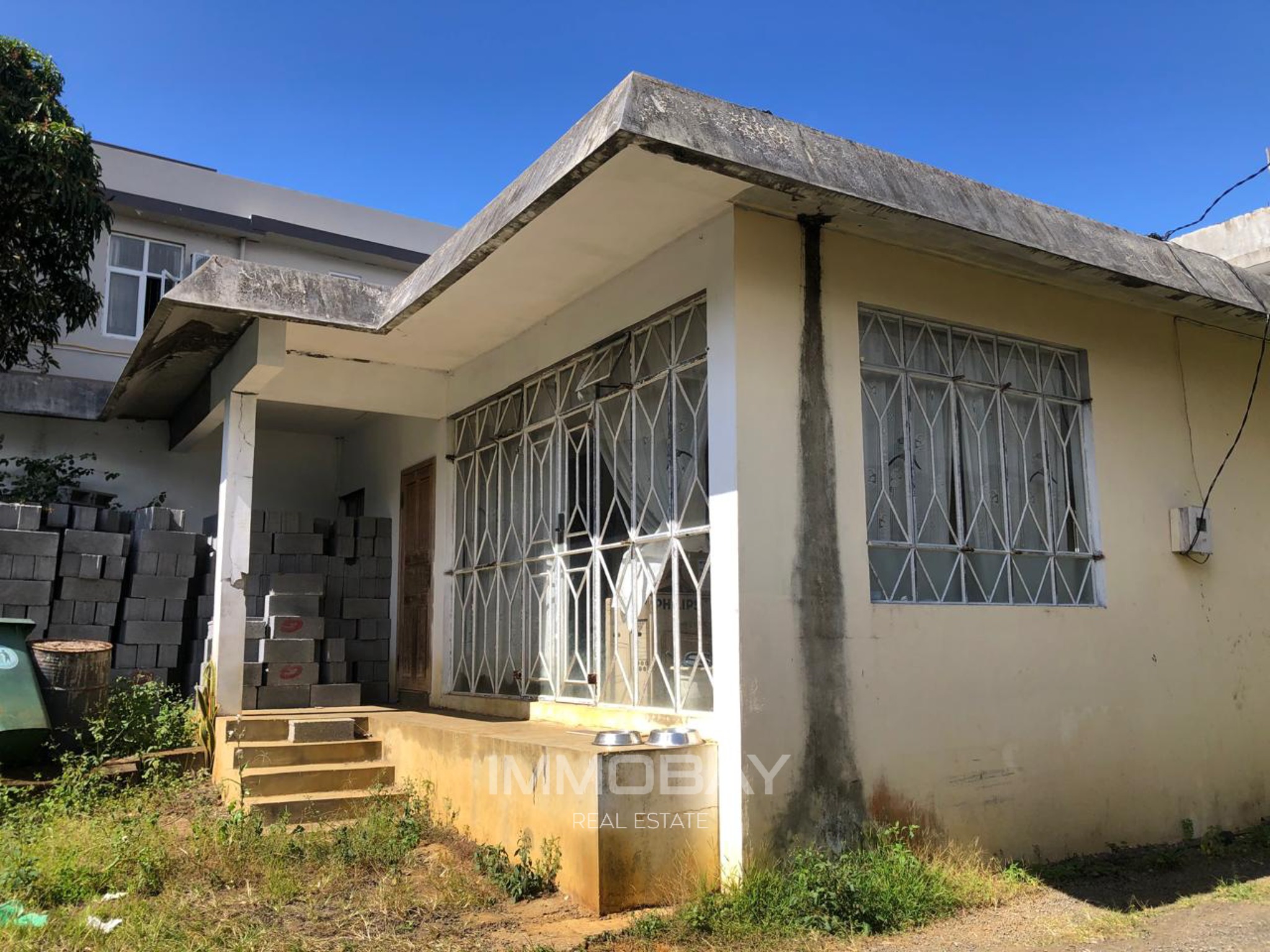 Maison / Villa 3 Chambre(s) en vente à Moka, centre, île Maurice – LexpressProperty.com | 521223 | Ref01