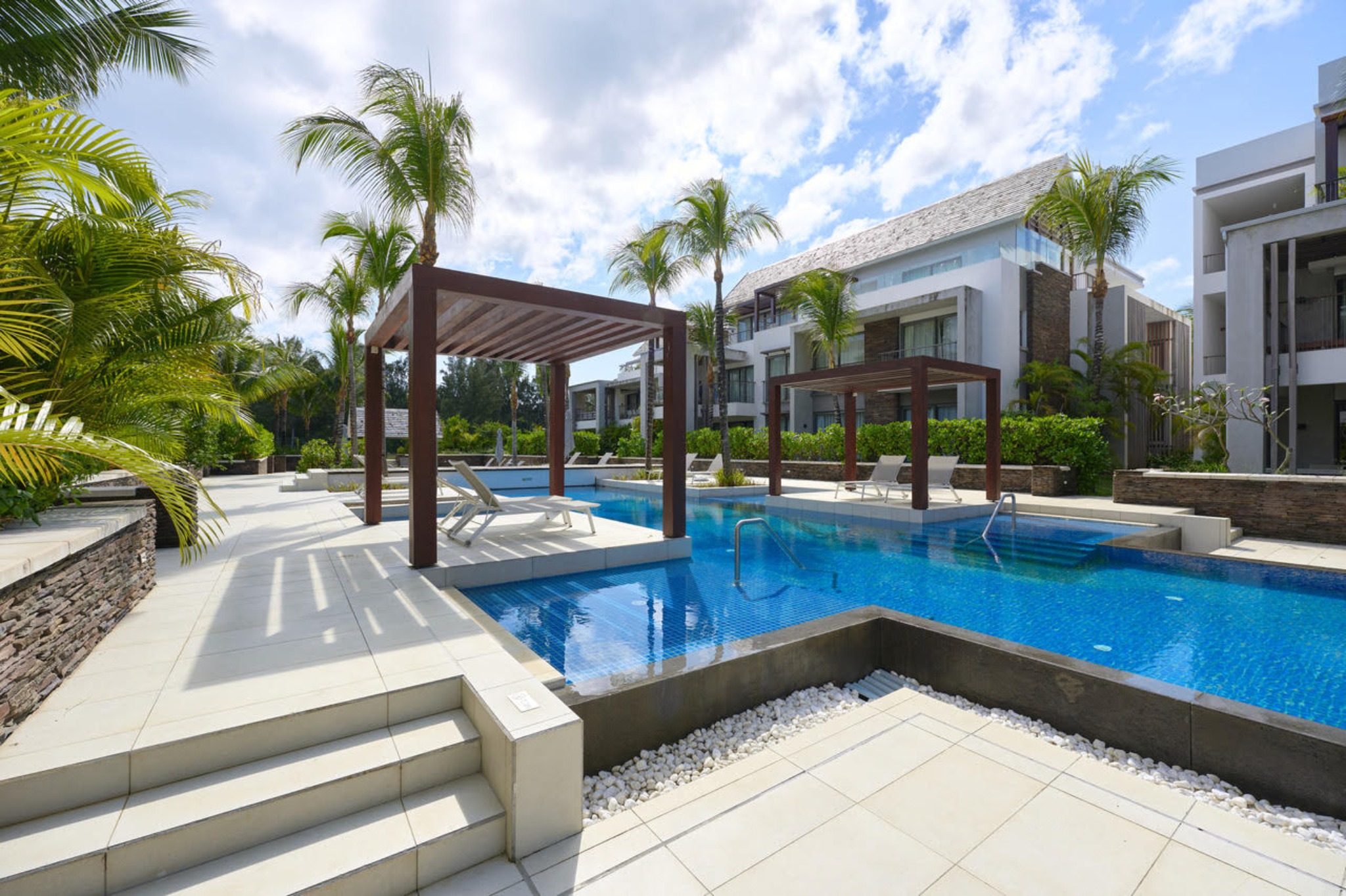 Penthouse of 2 bedrooms for sale in Mon Choisy, north, Mauritius – LexpressProperty.com | 538061 | Ref01