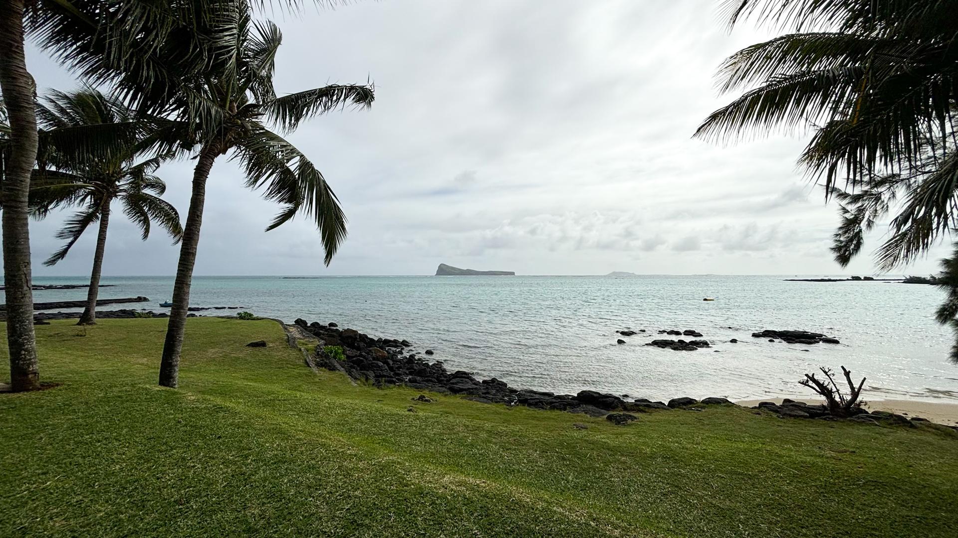 Apartment of 3 bedrooms for rent in Cap Malheureux, north, Mauritius – LexpressProperty.com | 509971 | Ref01
