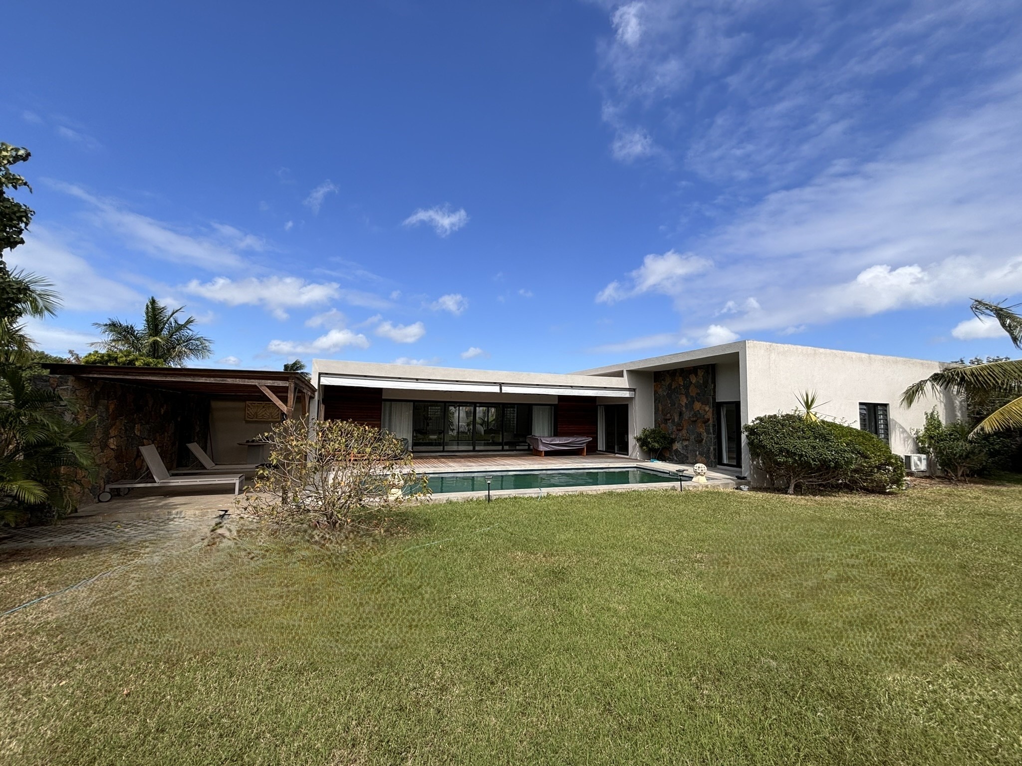 Maison / Villa 4 Chambre(s) en location à Mon Choisy, nord, île Maurice – LexpressProperty.com | 544844 | Ref01