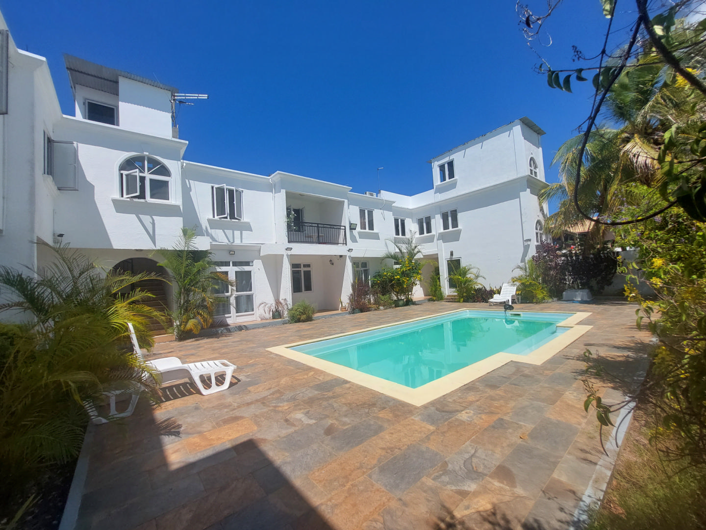 Apartment of 2 bedrooms for rent in Grand Bay, north, Mauritius – LexpressProperty.com | 232218 | Ref01