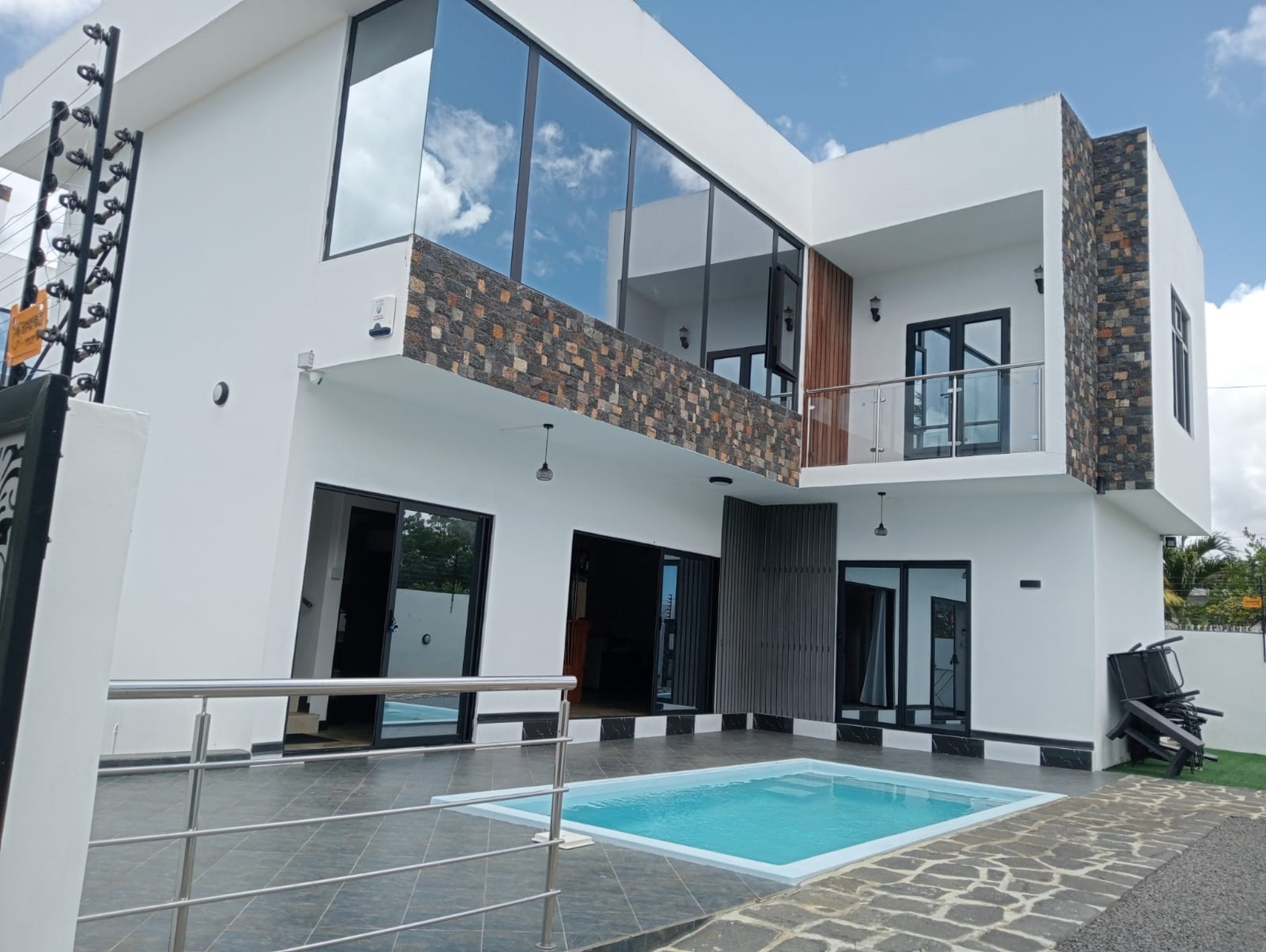 House / Villa of 4 bedrooms for rent in Trou aux Biches, north, Mauritius – LexpressProperty.com | 684168 | Ref01