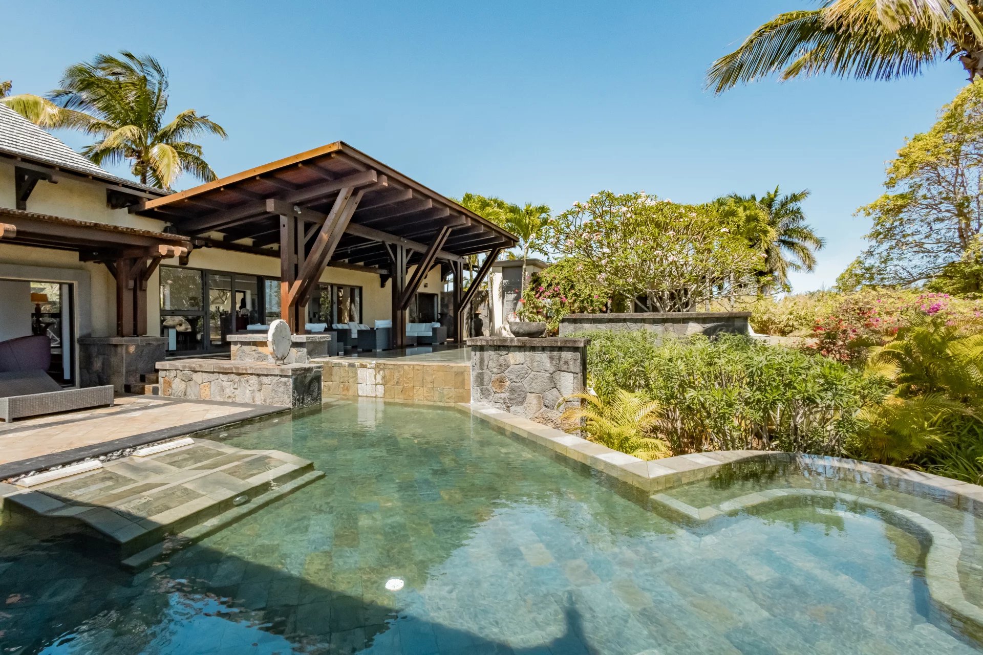 Property – LexpressProperty.com | 681629 | Ref01
