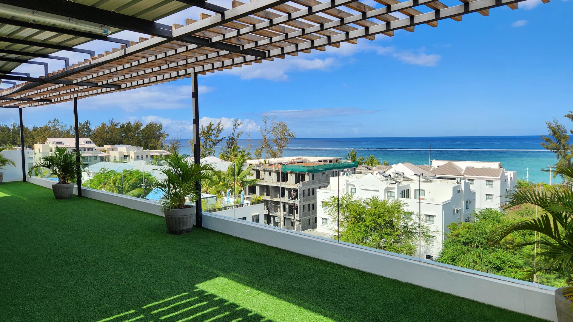 Penthouse of 3 bedrooms for sale in Flic en Flac, west, Mauritius – LexpressProperty.com | 679550 | Ref01