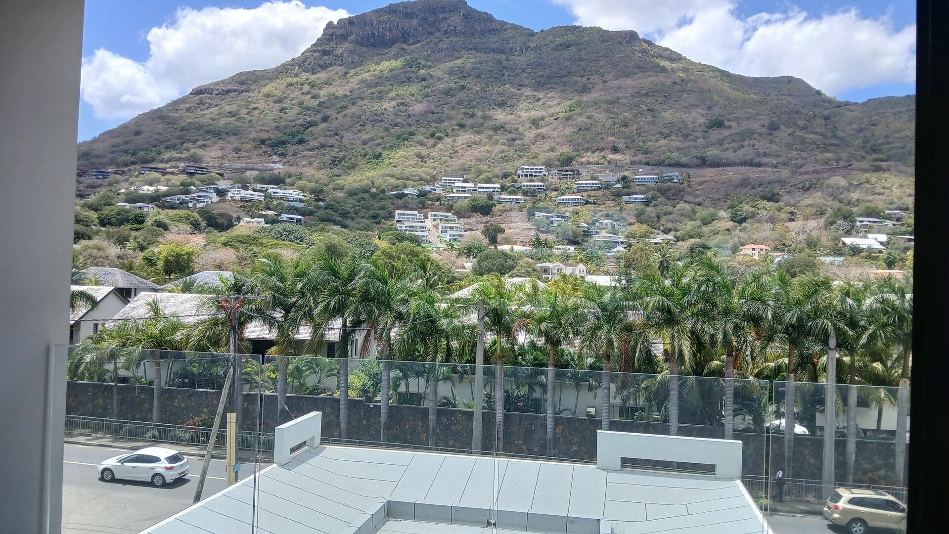 Bureau location à Black River, ouest, île Maurice – LexpressProperty.com | 749873 | Ref01