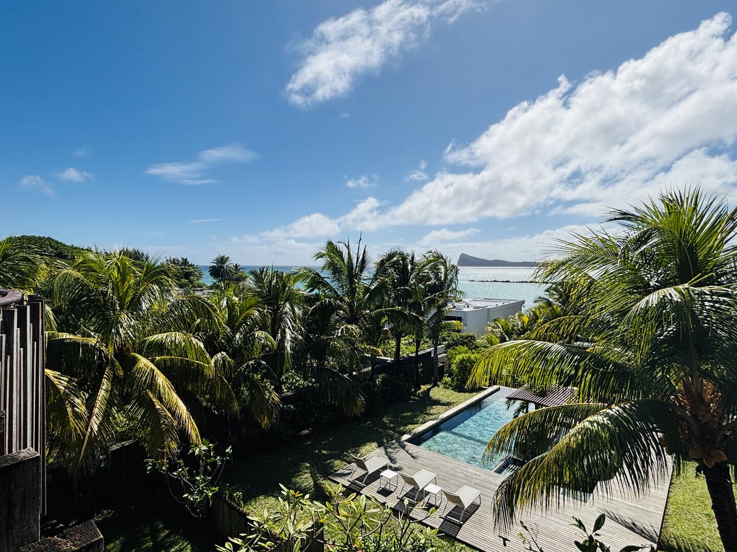 Penthouse of 3 bedrooms for rent in Cap Malheureux, north, Mauritius – LexpressProperty.com | 174799 | Ref01