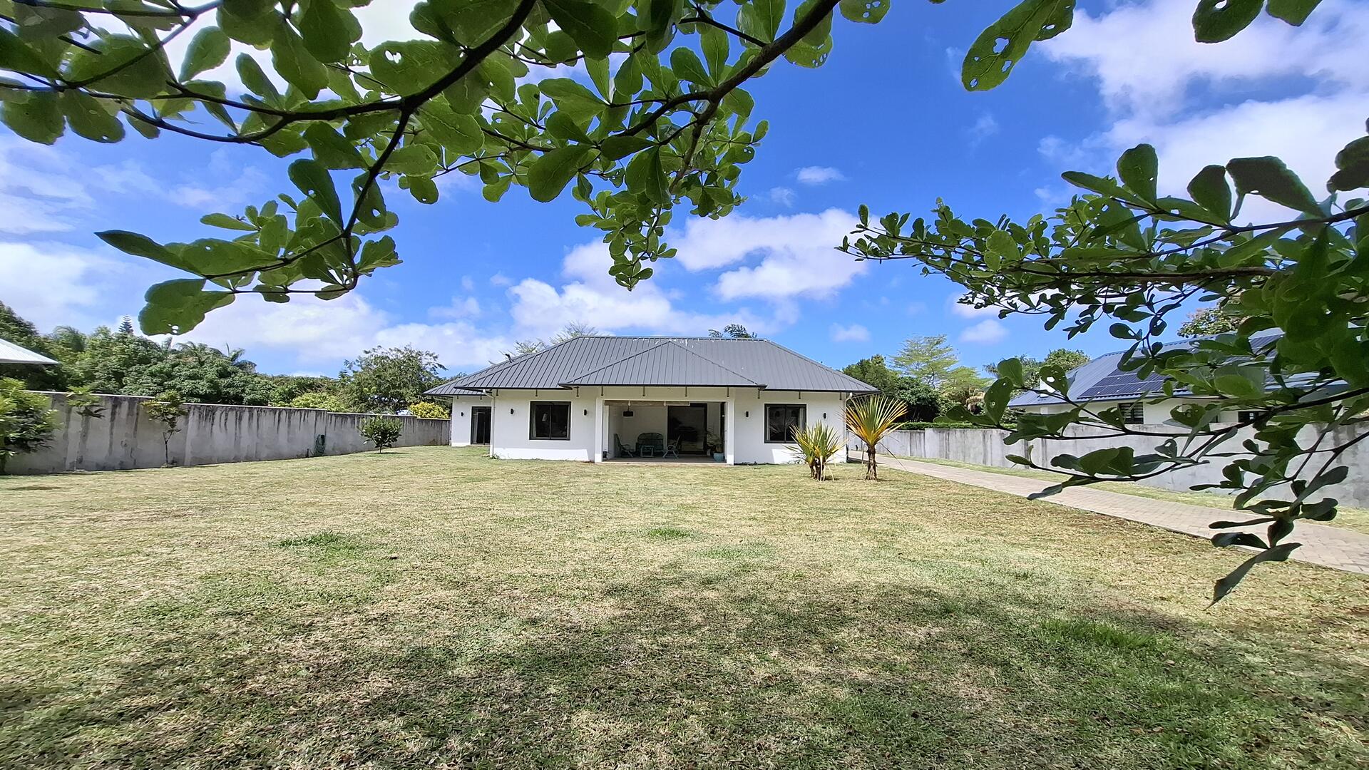 House / Villa of 3 bedrooms for rent in Gros Bois, south, Mauritius – LexpressProperty.com | 743937 | Ref01
