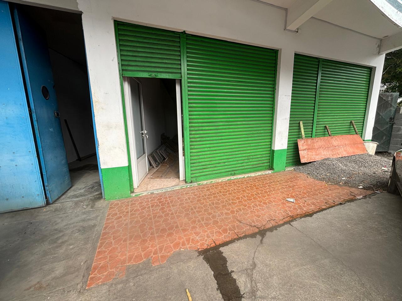 Warehouse for sale in Triolet, north, Mauritius – LexpressProperty.com | 751622 | Ref01