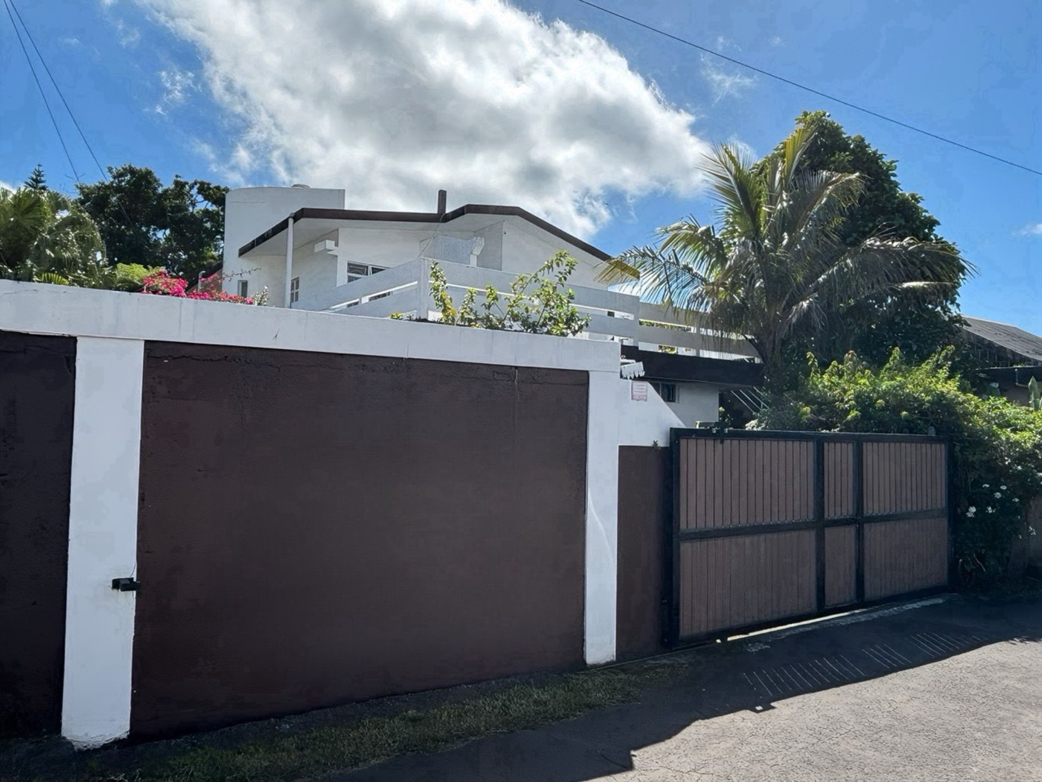 Maison / Villa 5 Chambre(s) en vente à Forest Side, centre, île Maurice – LexpressProperty.com | 750463 | Ref01
