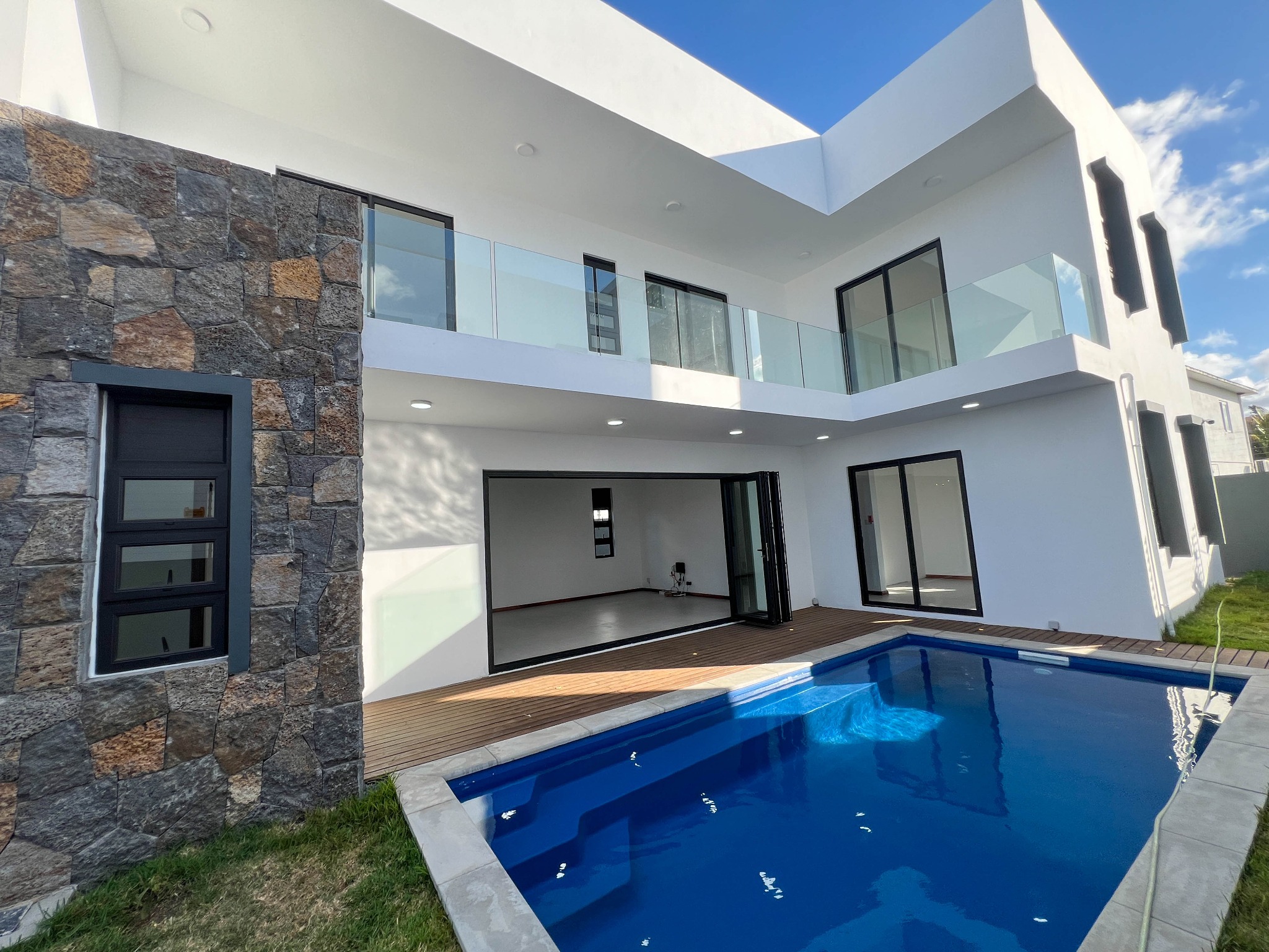 Bien – LexpressProperty.com | 751946 | Ref01