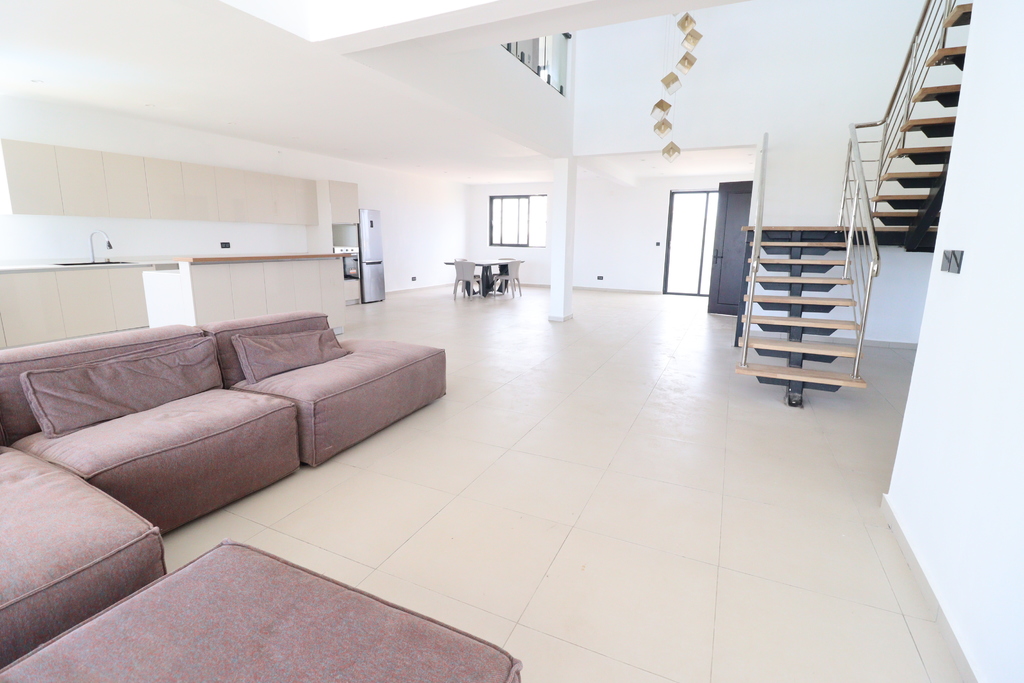 Penthouse of 3 bedrooms for sale in Albion, west, Mauritius – LexpressProperty.com | 752391 | Ref01
