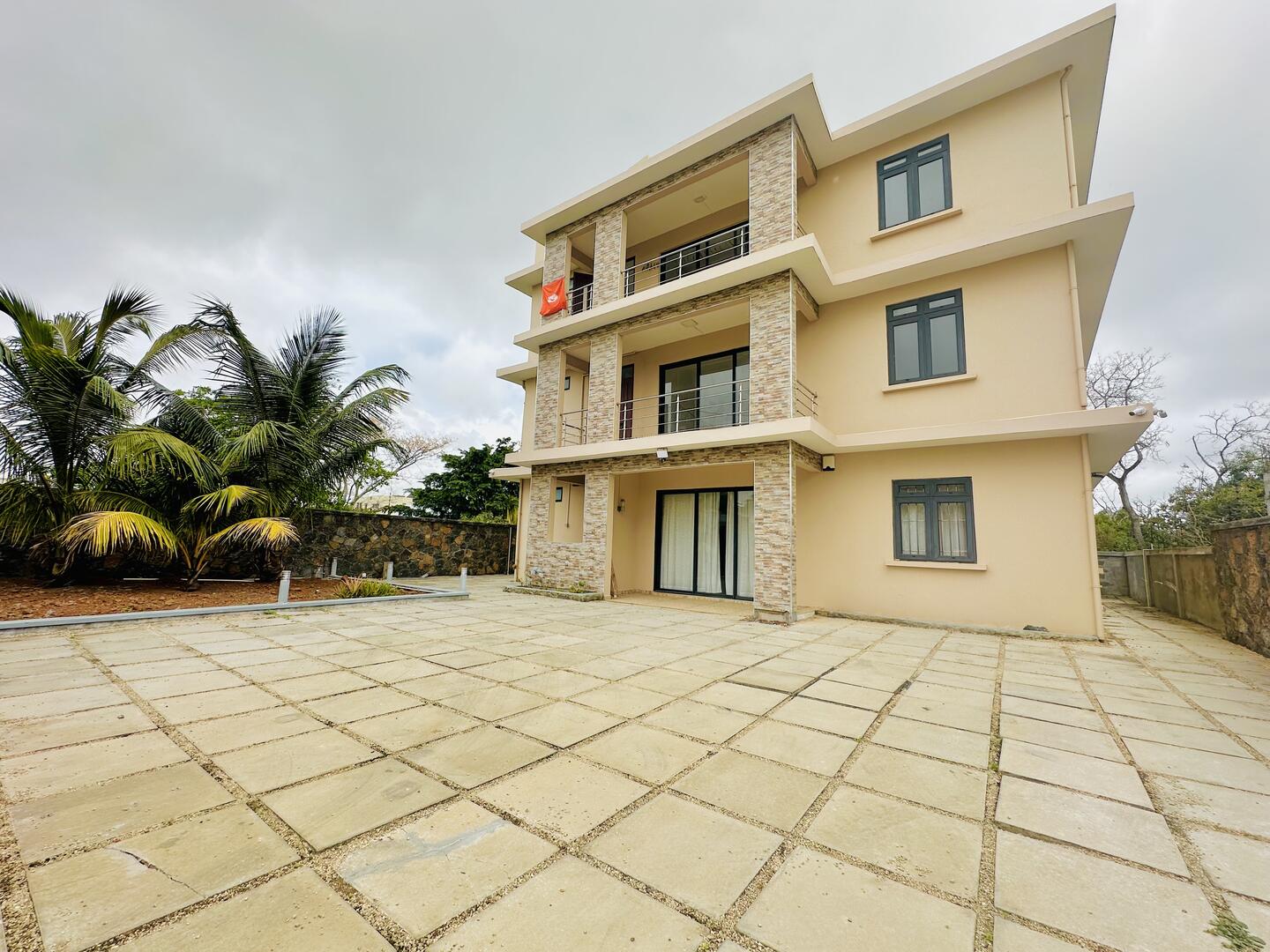 Appartement 3 Chambre(s) en location à Grand Bay, nord, île Maurice – LexpressProperty.com | 750651 | Ref01
