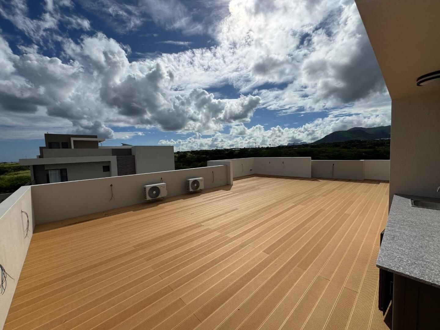 Penthouse of 3 bedrooms for sale in Flic en Flac, west, Mauritius – LexpressProperty.com | 751041 | Ref01