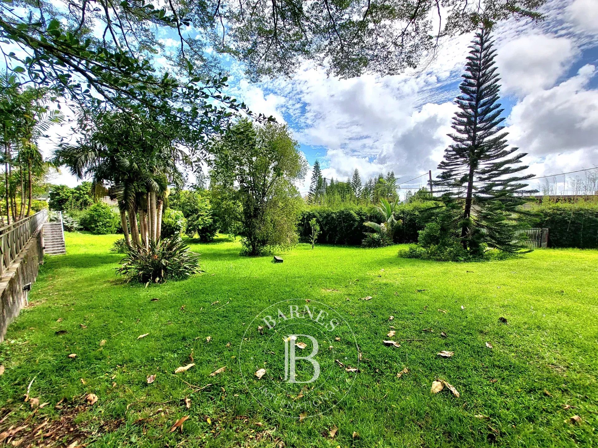 House / Villa of 10 bedrooms for sale in Floréal, center, Mauritius – LexpressProperty.com | 754277 | Ref01