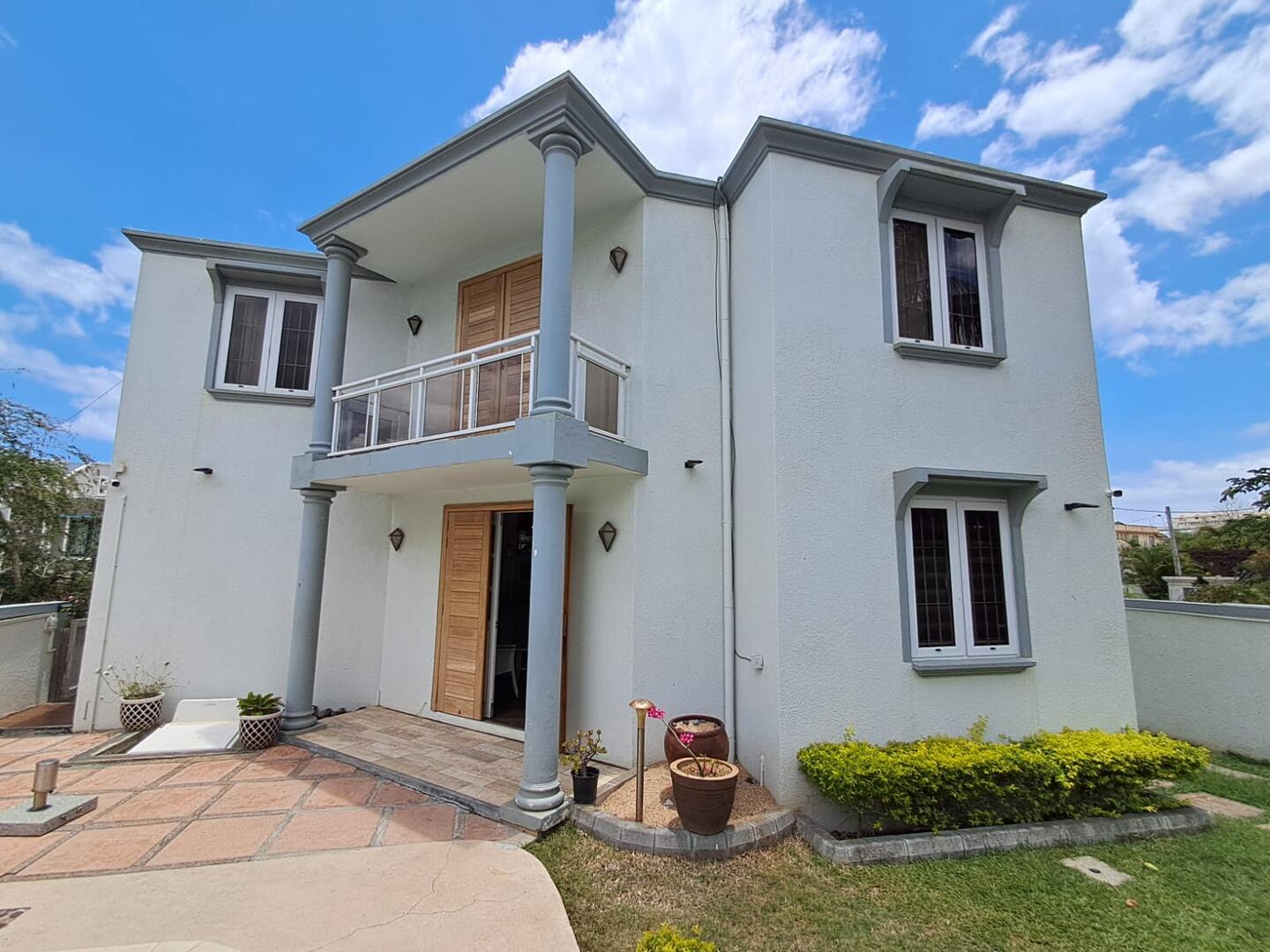 Maison / Villa 3 Chambre(s) en location à Flic en Flac, ouest, île Maurice – LexpressProperty.com | 754270 | Ref01