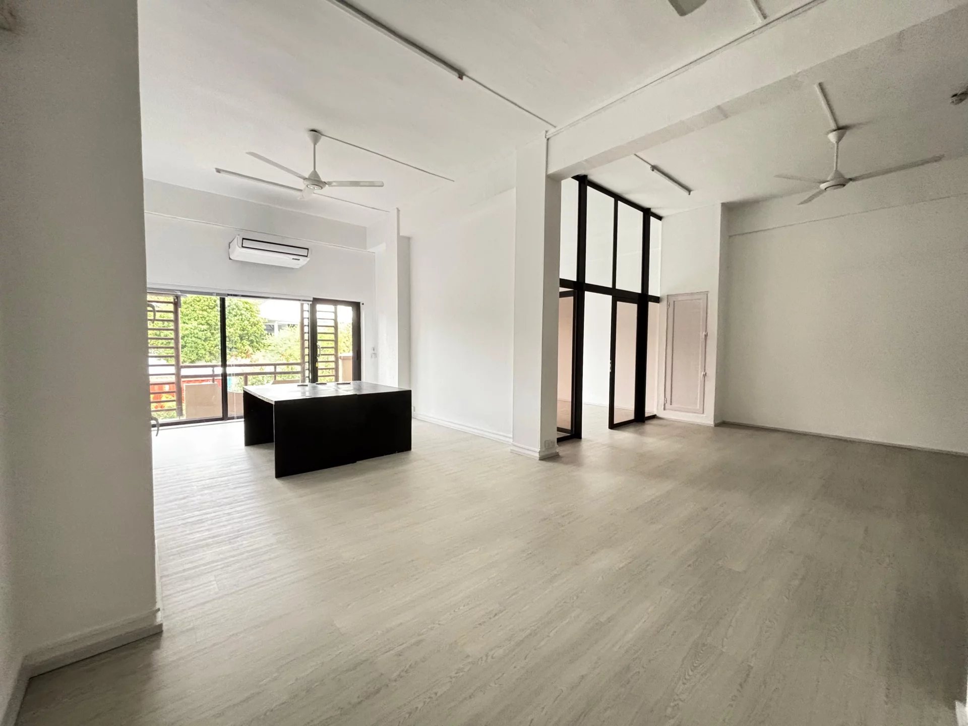 Office for rent in Tamarin, west, Mauritius – LexpressProperty.com | 754894 | Ref01