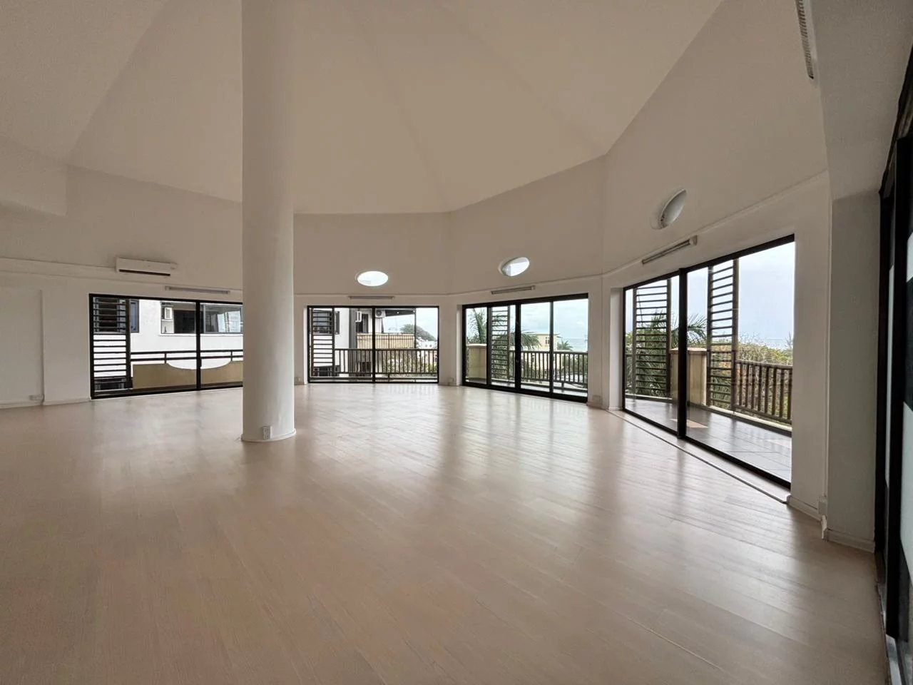 Office for rent in Tamarin, west, Mauritius – LexpressProperty.com | 754867 | Ref01