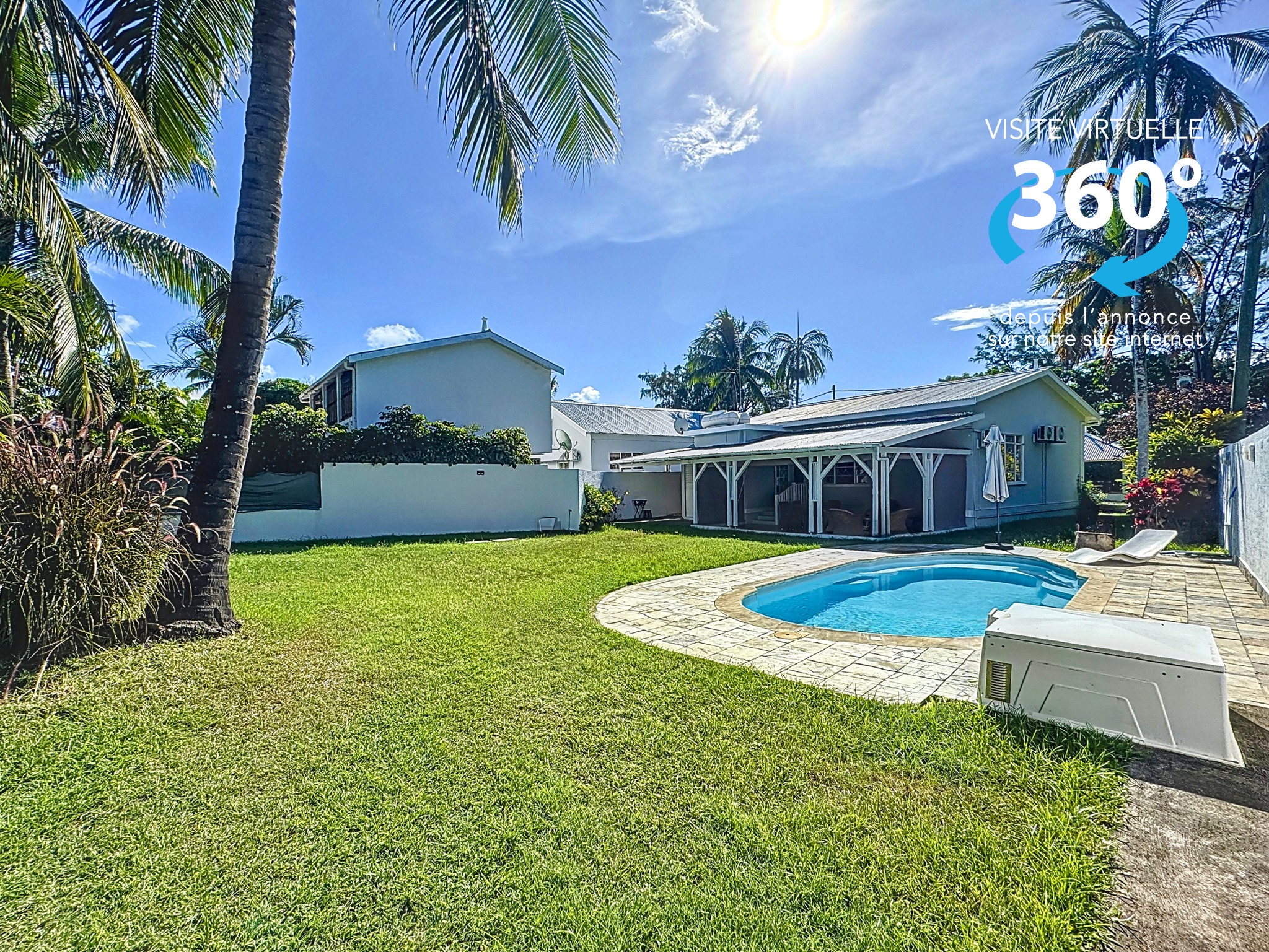 Maison / Villa 5 Chambre(s) en vente à Grand Gaube, nord, île Maurice – LexpressProperty.com | 755200 | Ref01