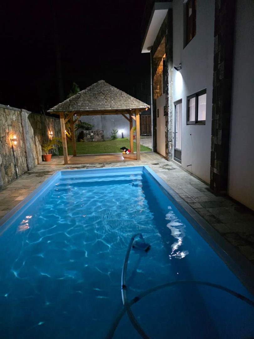 House / Villa of 6 bedrooms for rent in Grand Gaube, north, Mauritius – LexpressProperty.com | 755556 | Ref01
