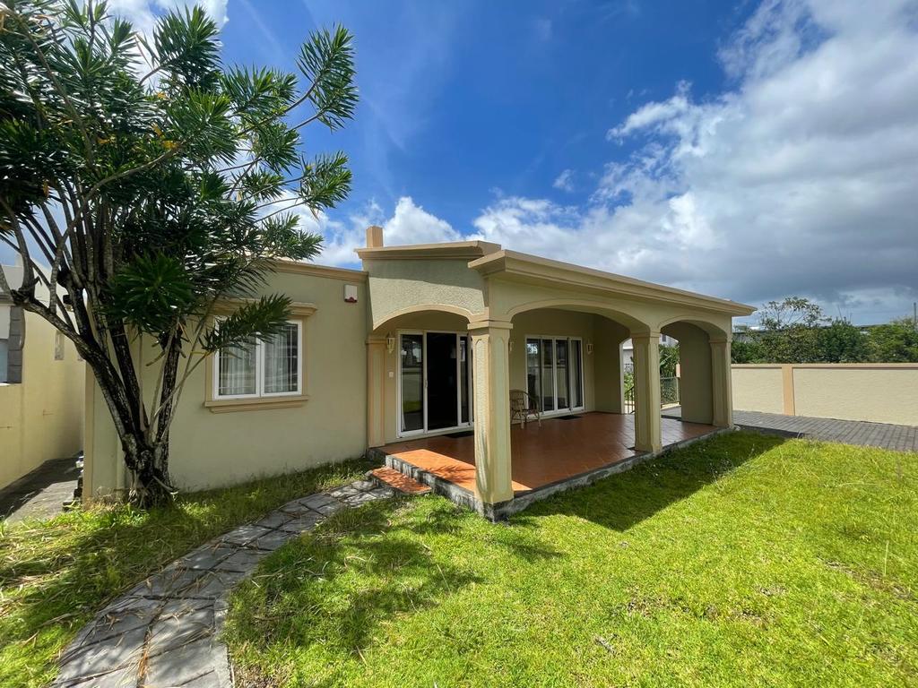 Maison / Villa 3 Chambre(s) en location à New Grove, sud, île Maurice – LexpressProperty.com | 755909 | Ref01