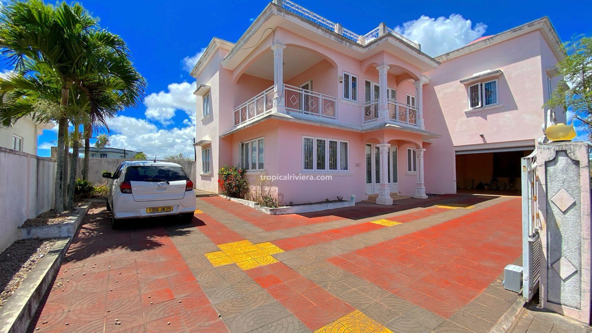 Property – LexpressProperty.com | 753809 | Ref01