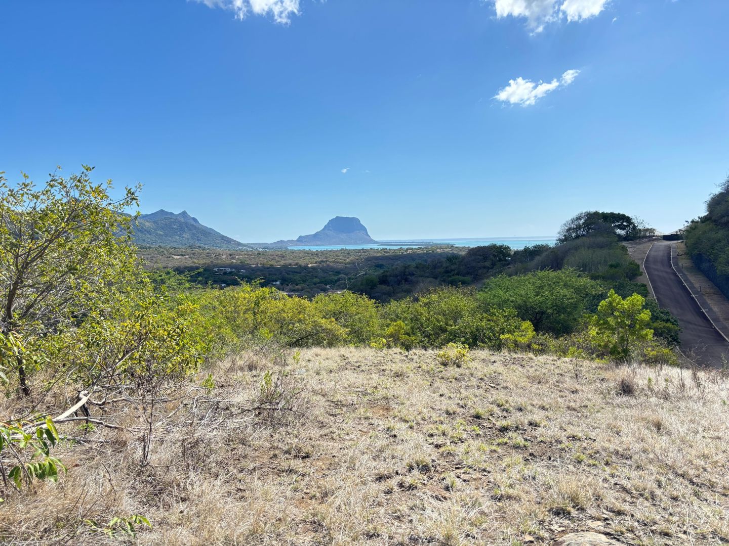 Residential land of 4226 m2 for sale in Petite Rivière Noire, west, Mauritius – LexpressProperty.com | 758039 | Ref01