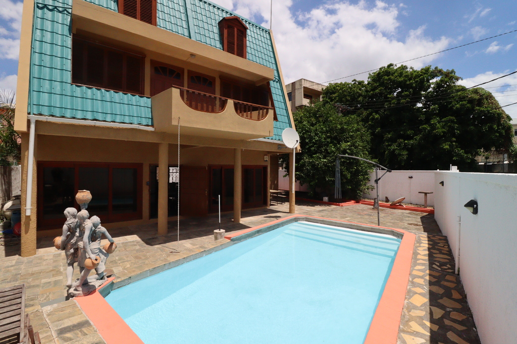 House / Villa of 3 bedrooms for sale in Flic en Flac, west, Mauritius – LexpressProperty.com | 761241 | Ref01