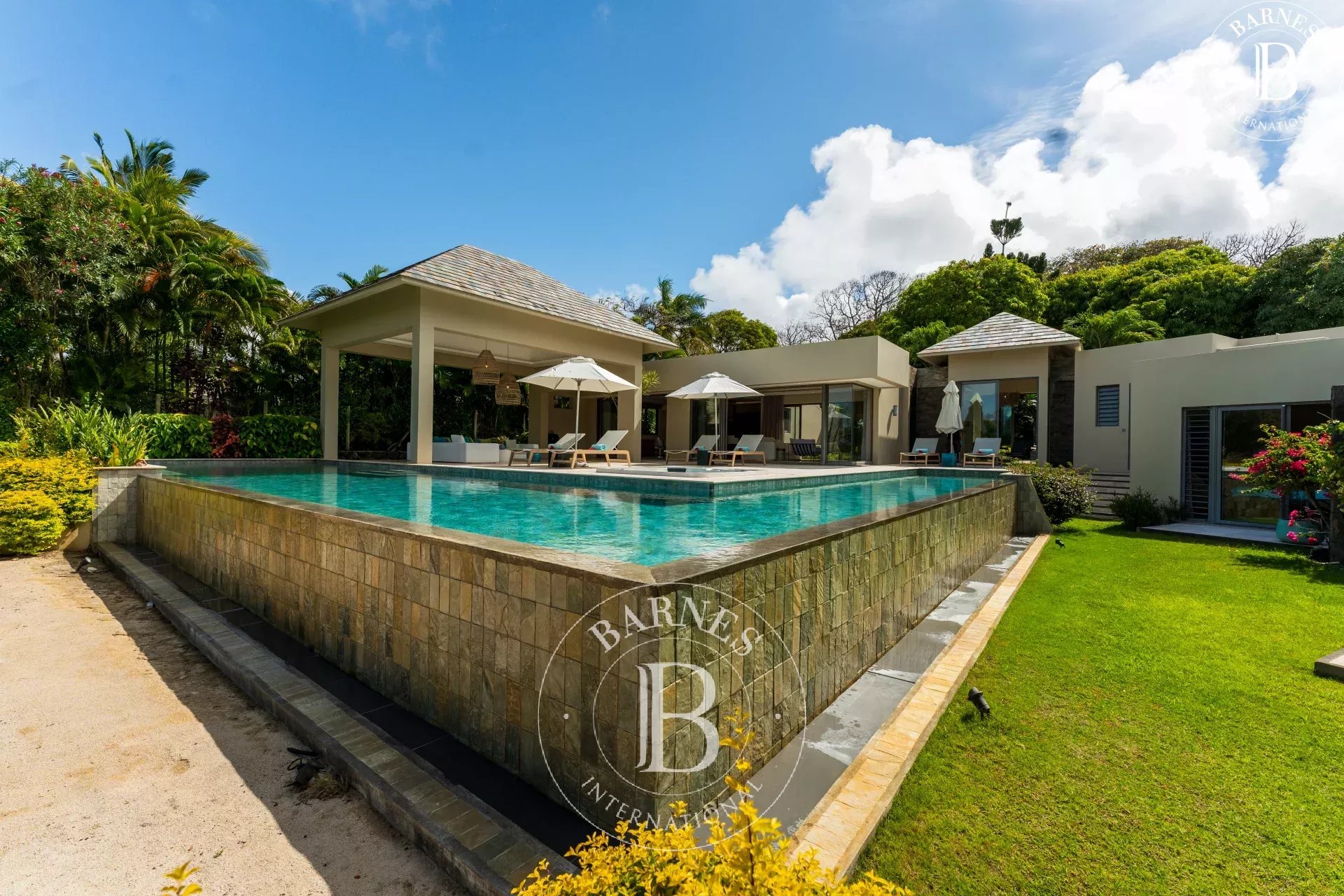 Maison / Villa 4 Chambre(s) en vente à Beau Champ, est, île Maurice – LexpressProperty.com | 745731 | Ref01