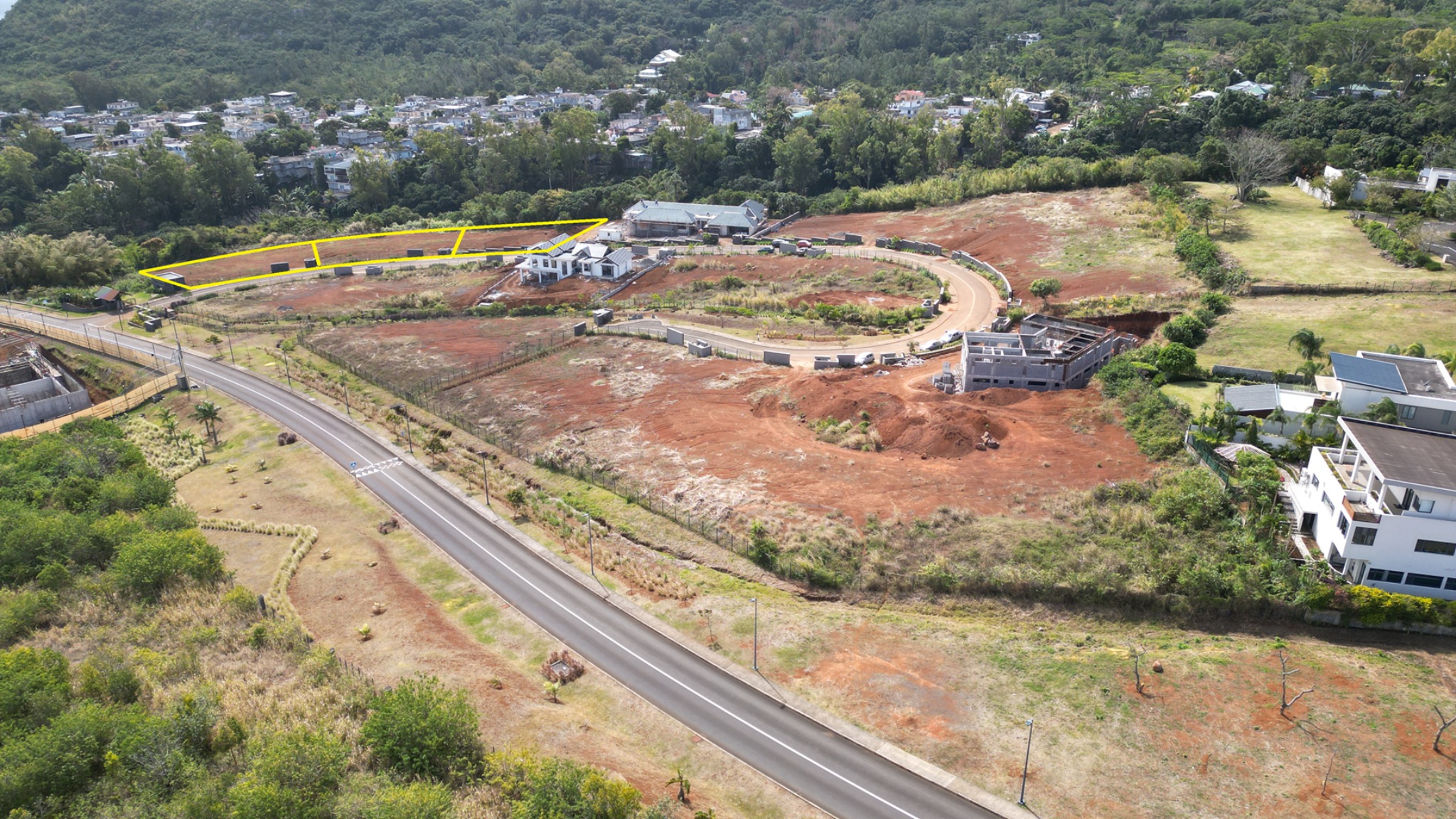 Residential land of 2997 m2 for sale in Bagatelle, center, Mauritius – LexpressProperty.com | 758379 | Ref01
