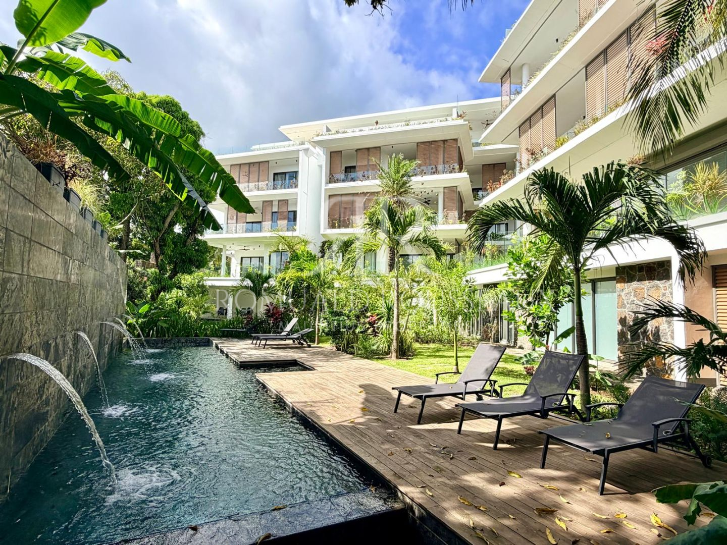 Appartement 3 Chambre(s) en vente à Pointe aux Canonniers, nord, île Maurice – LexpressProperty.com | 759402 | Ref01