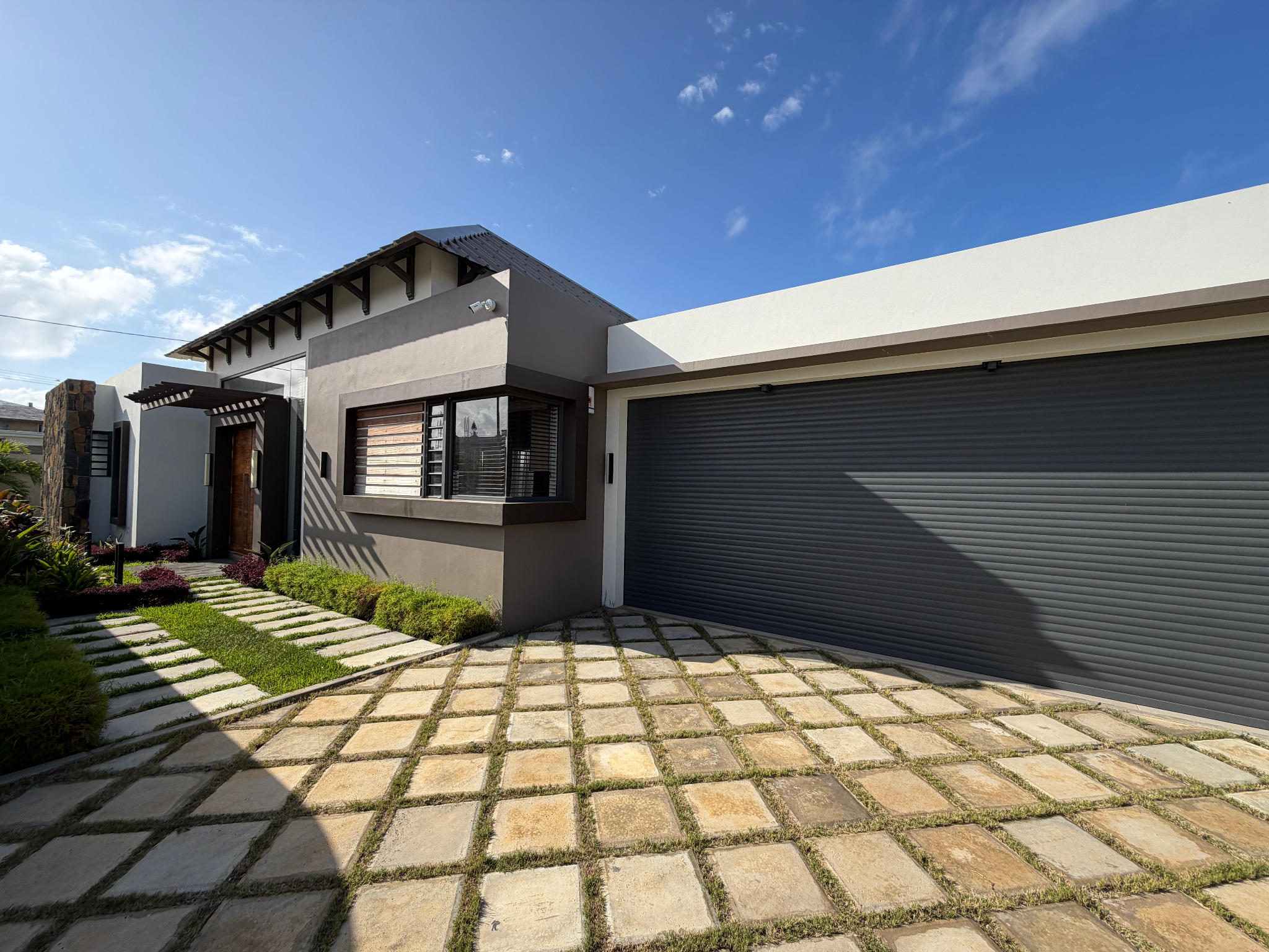 Property – LexpressProperty.com | 754012 | Ref01