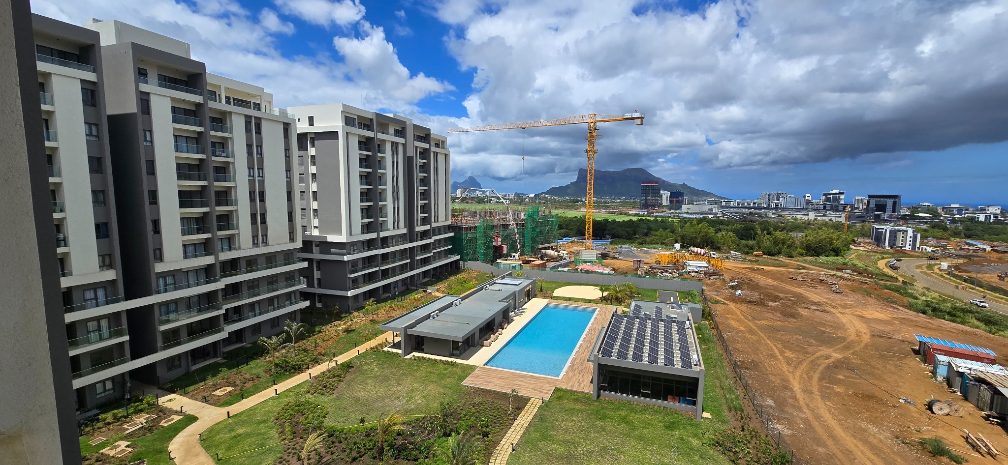 Apartment of 2 bedrooms for sale in Moka, center, Mauritius – LexpressProperty.com | 304102 | Ref01