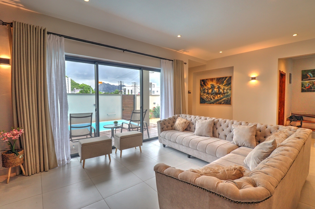 House / Villa of 3 bedrooms for rent in Sodnac, center, Mauritius – LexpressProperty.com | 688743 | Ref01