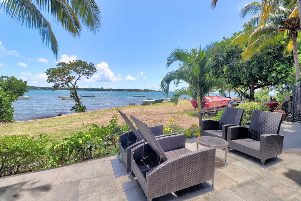 Maison / Villa 2 Chambre(s) en location à Quatre Soeurs, est, île Maurice – LexpressProperty.com | 686370 | Ref01