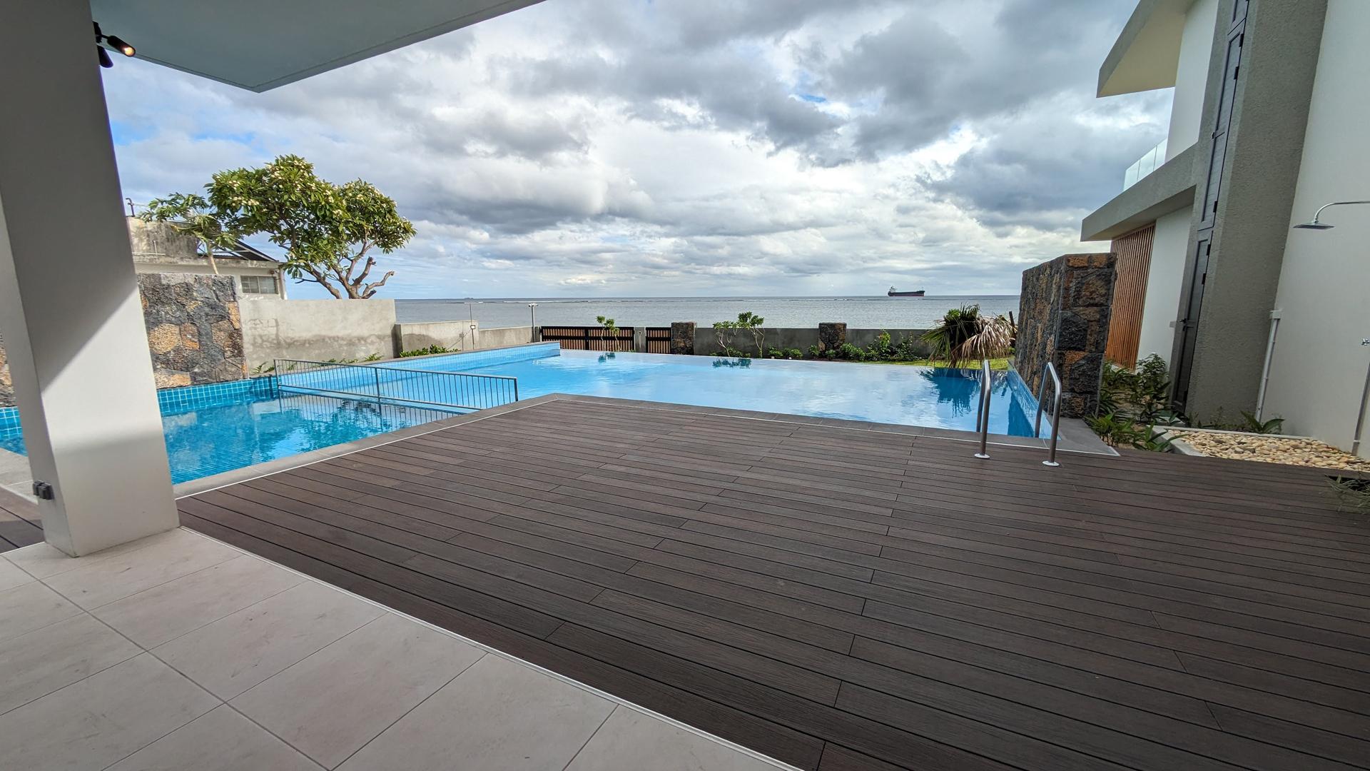 Penthouse of 3 bedrooms for sale in Pointe aux Sables, west, Mauritius – LexpressProperty.com | 512652 | Ref01