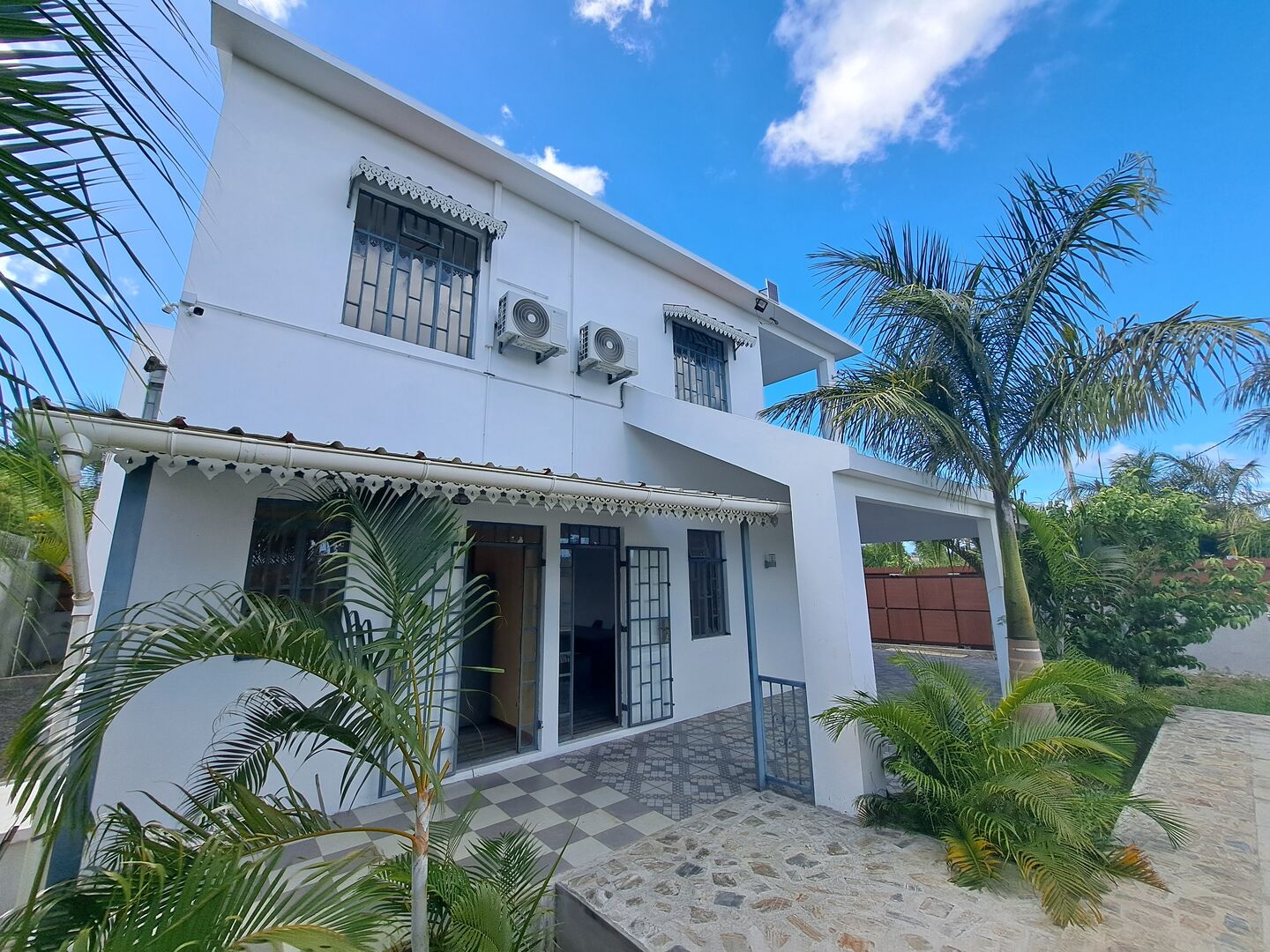 Maison / Villa 5 Chambre(s) en location à Péreybère, nord, île Maurice – LexpressProperty.com | 692634 | Ref01