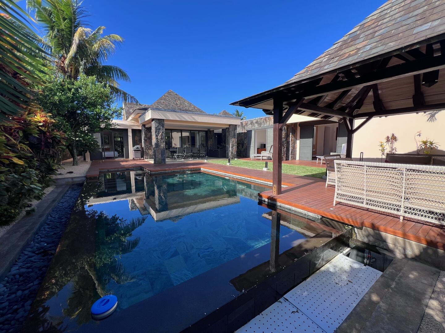 Property – LexpressProperty.com | 692595 | Ref01