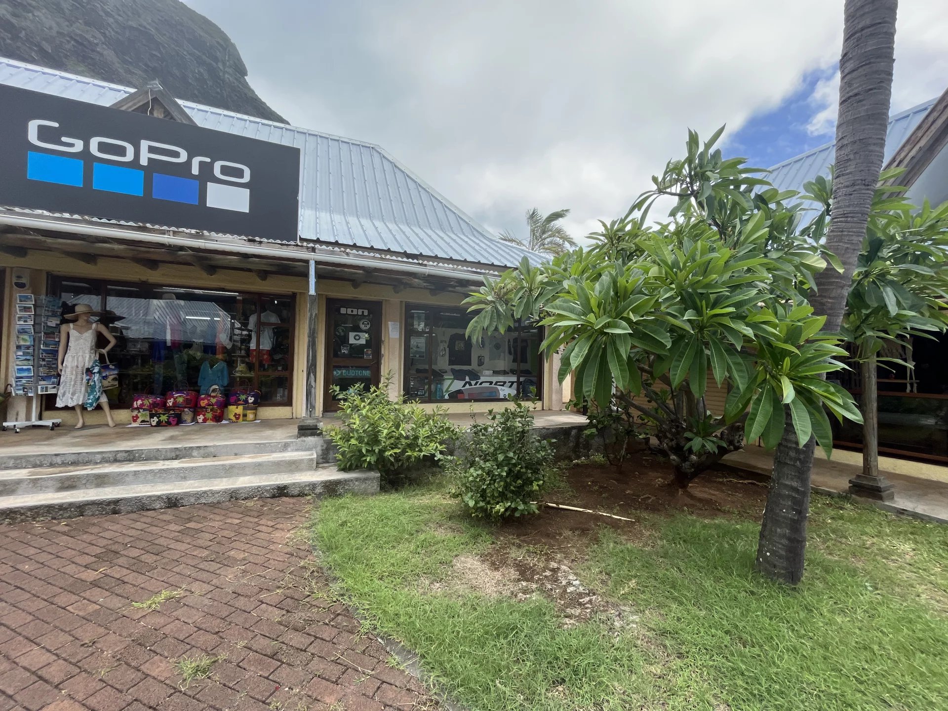 Commercial space for sale in Le Morne, west, Mauritius – LexpressProperty.com | 693308 | Ref01