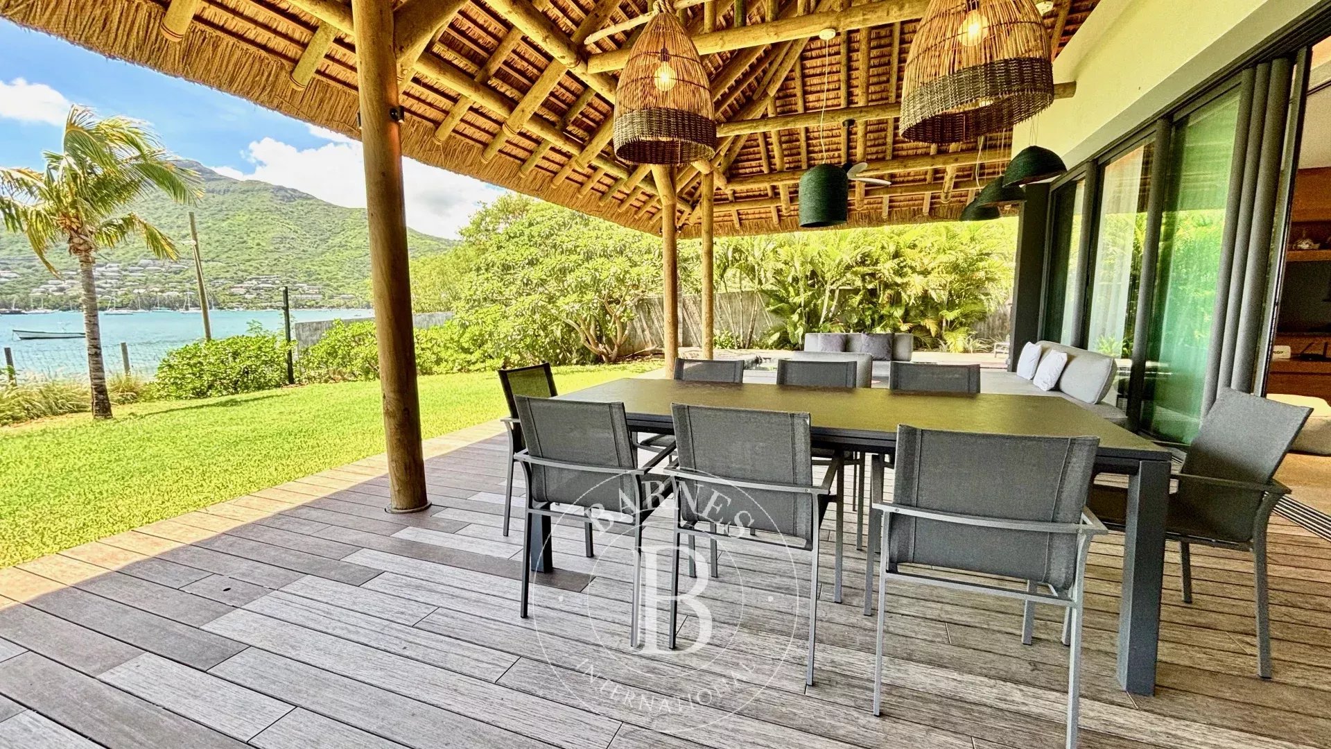 Maison / Villa 3 Chambre(s) en vente à Petite Rivière Noire, ouest, île Maurice – LexpressProperty.com | 695438 | Ref01
