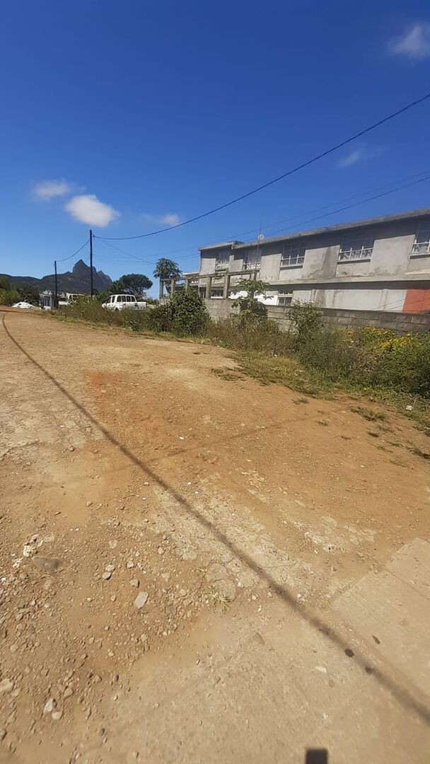 Terrain agricole de 1034 m2 en vente à St Pierre, centre, île Maurice – LexpressProperty.com | 696208 | Ref01