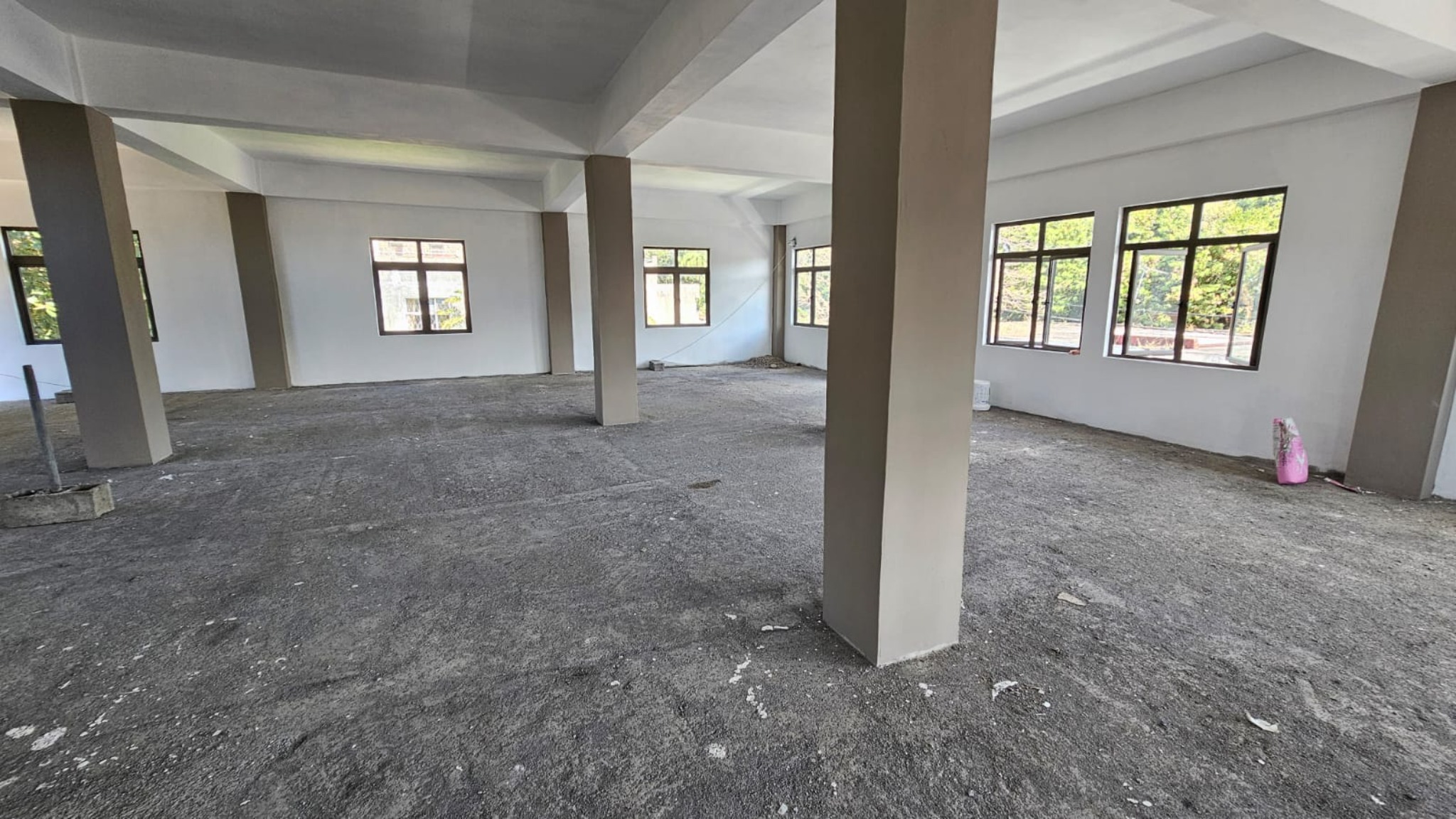 Commercial space for rent in Flacq, east, Mauritius – LexpressProperty.com | 692080 | Ref01