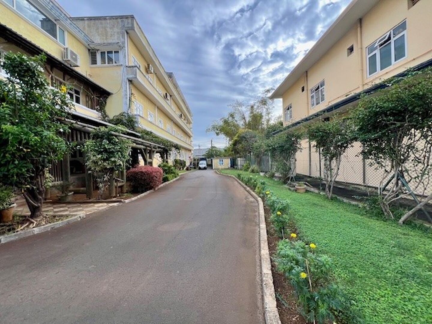 Warehouse for sale in Belle Étoile, center, Mauritius – LexpressProperty.com | 699535 | Ref01