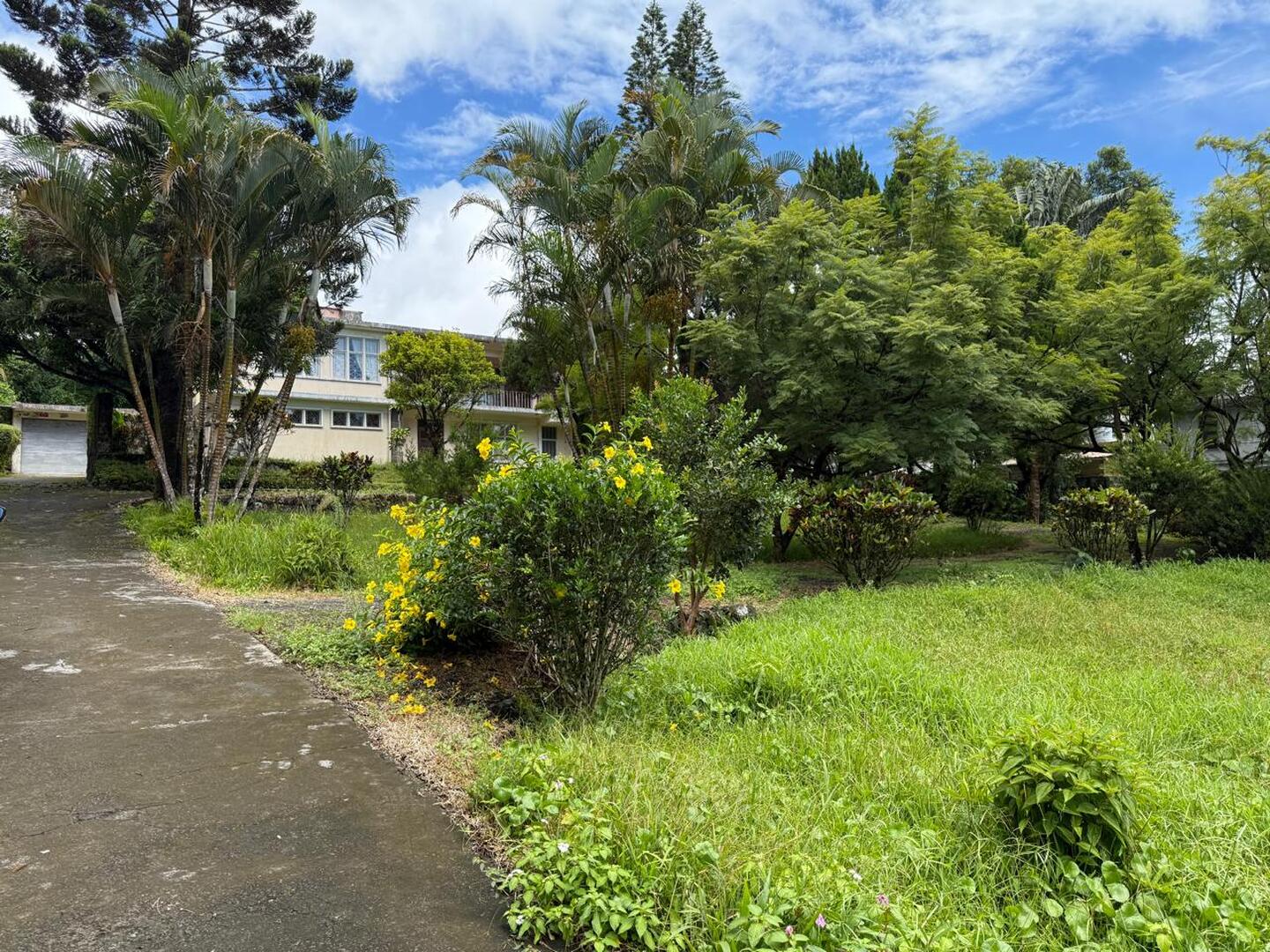 Maison / Villa 4 Chambre(s) en vente à Floréal, centre, île Maurice – LexpressProperty.com | 702322 | Ref01
